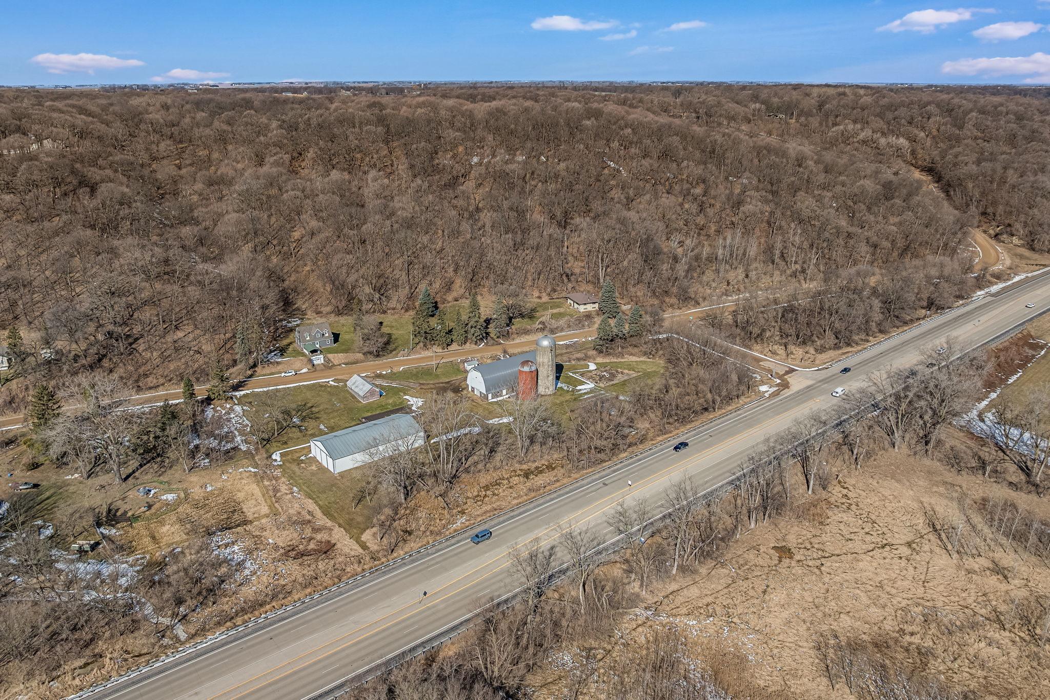 main property photo 41