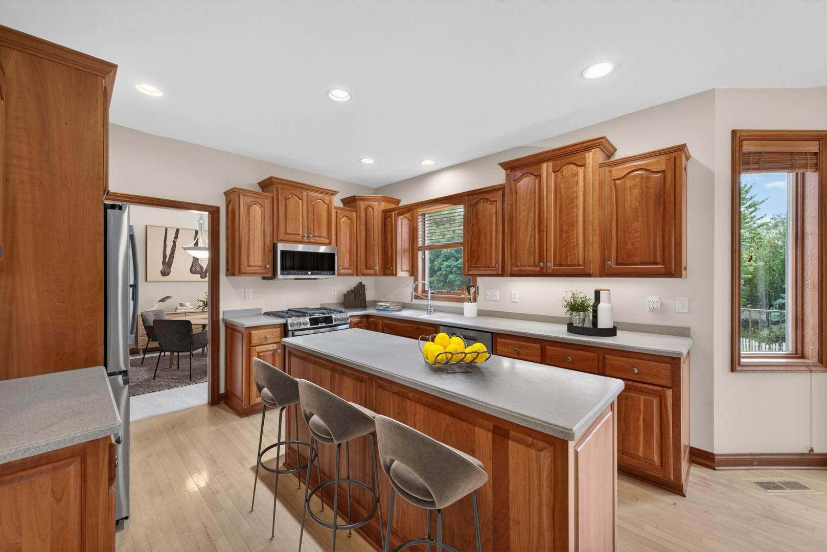 main property photo 8