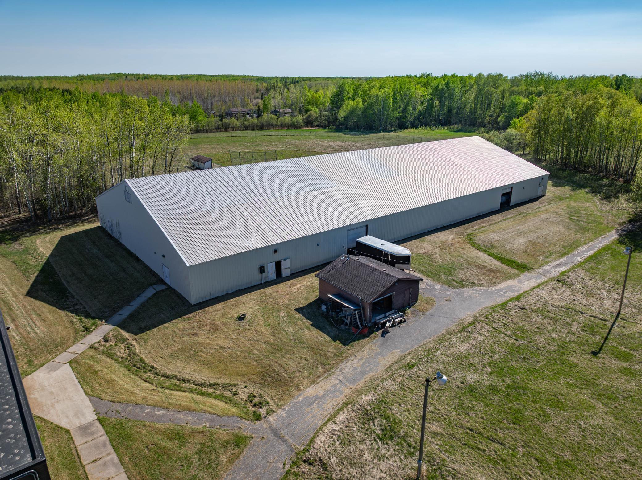 main property photo 10