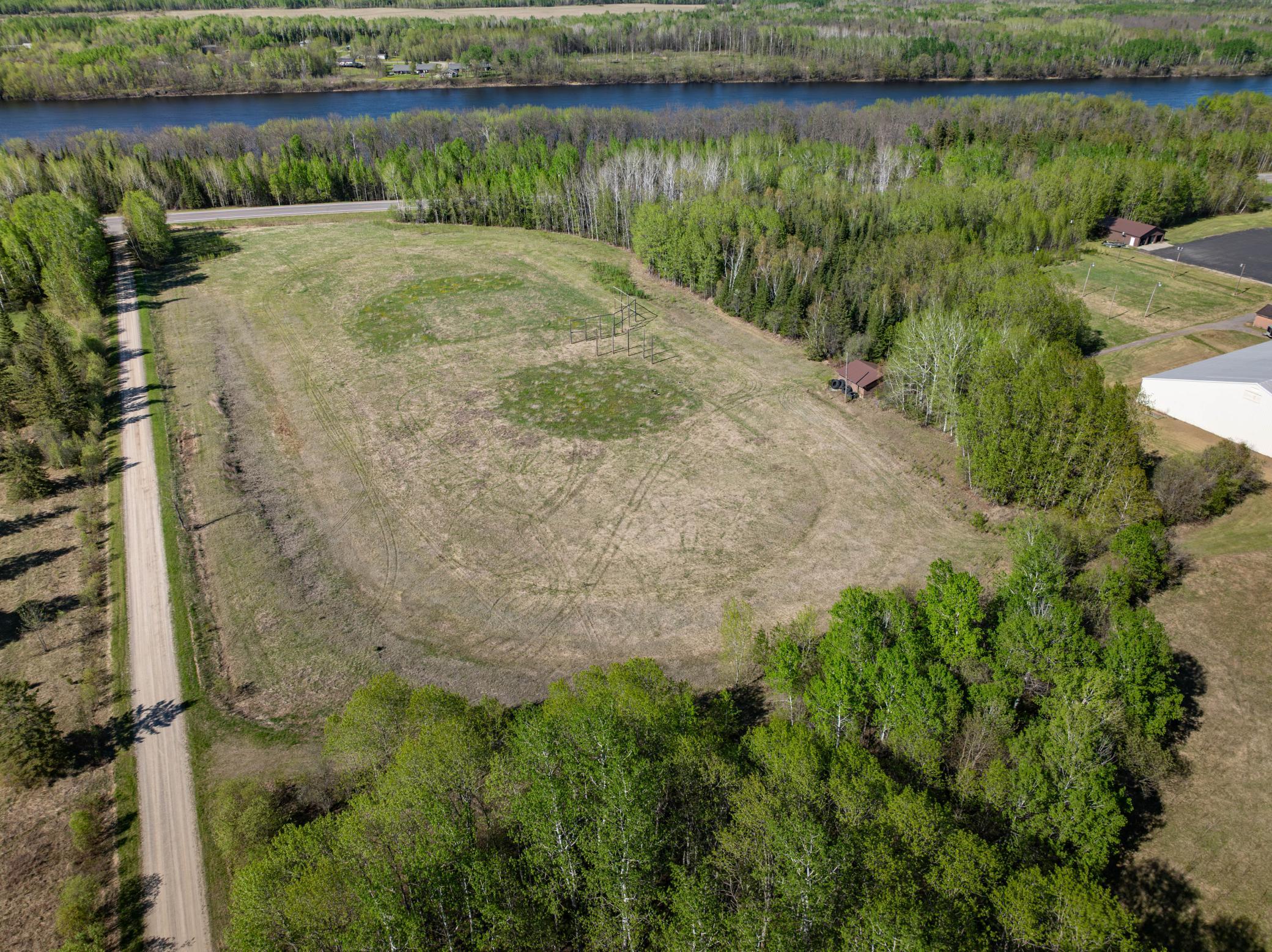 main property photo 12