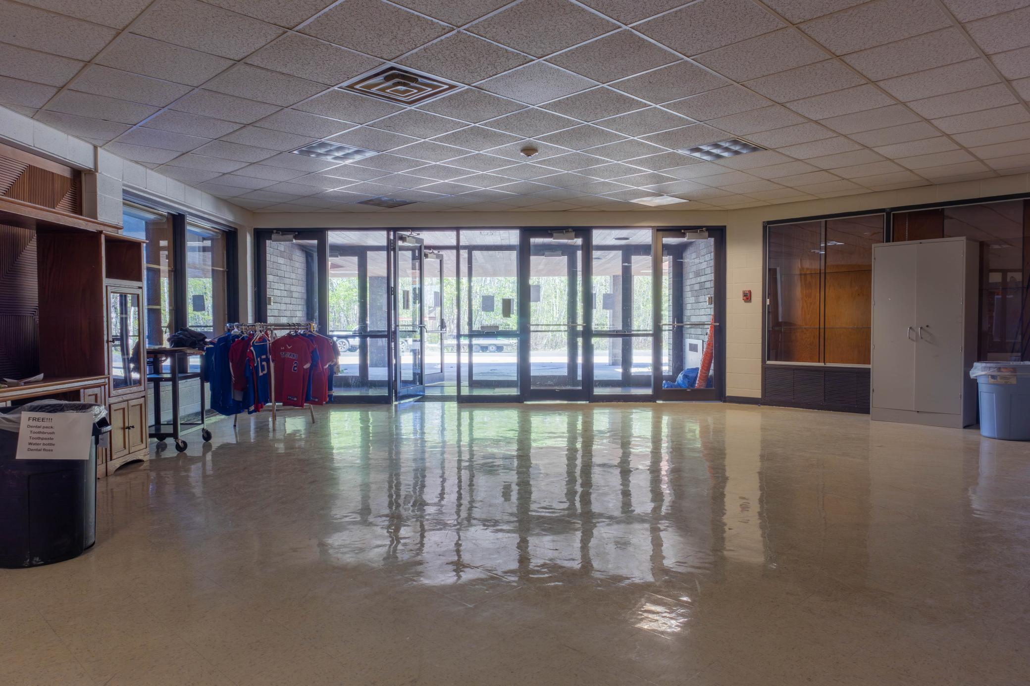 main property photo 17