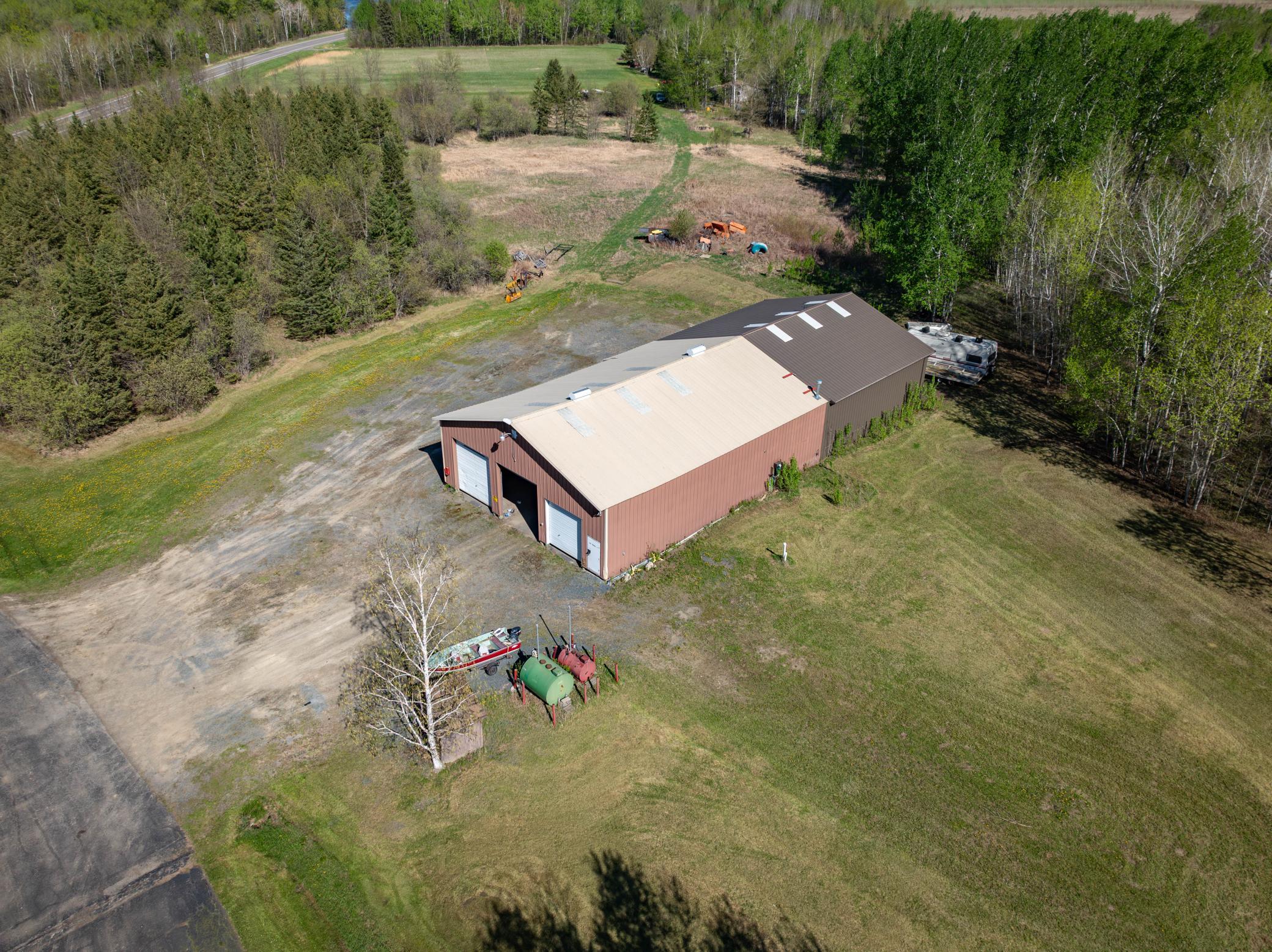 main property photo 7