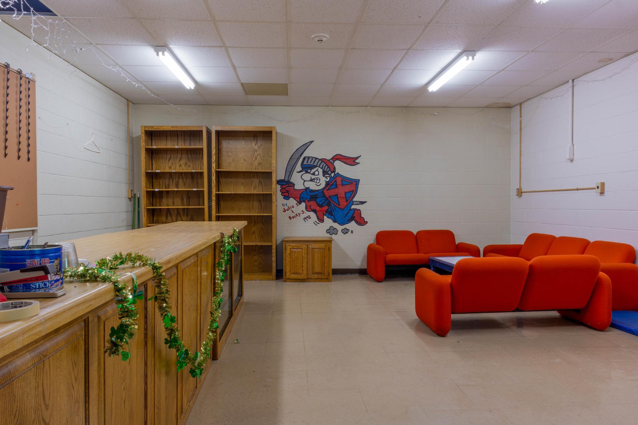 main property photo 76