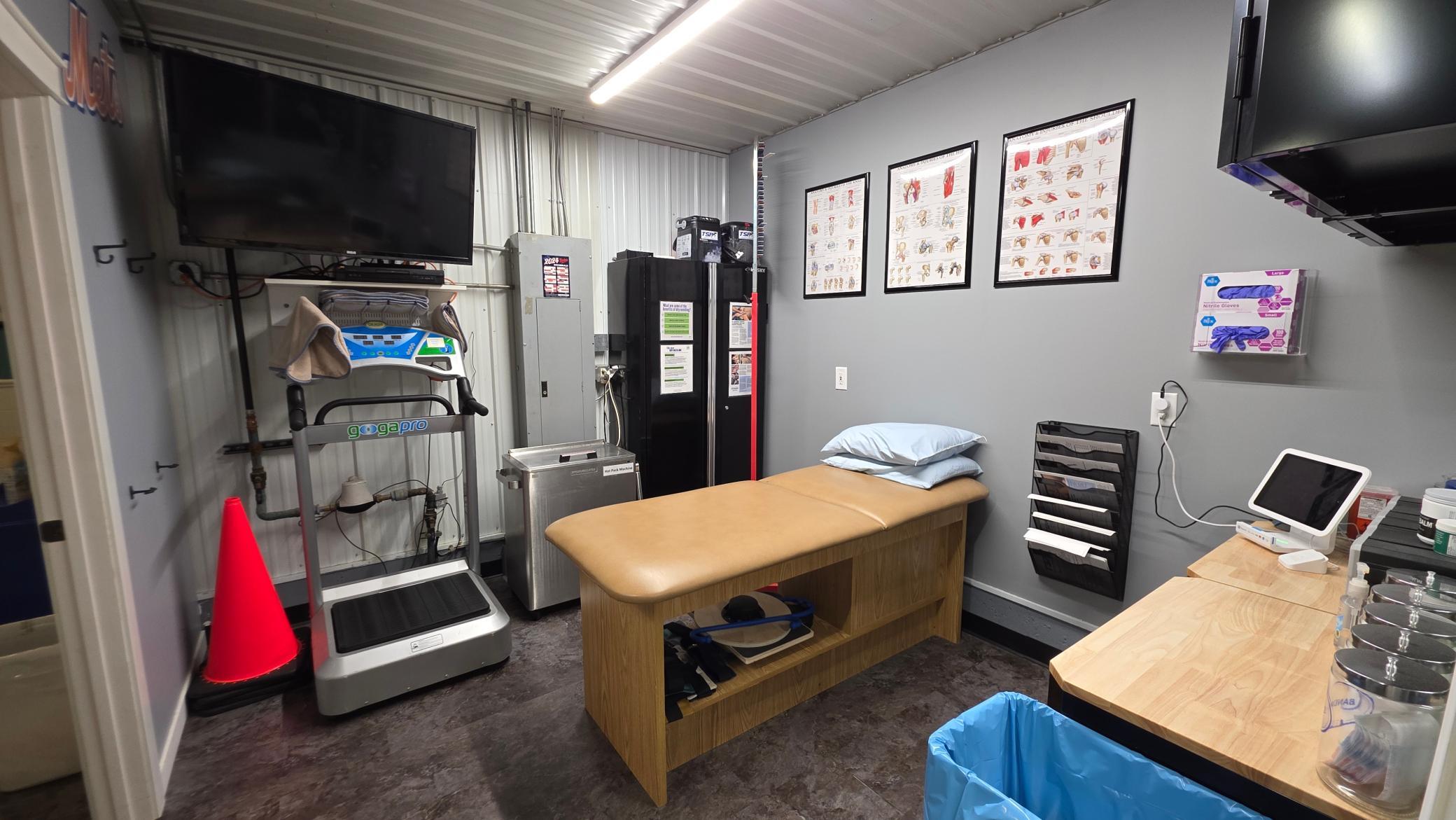 main property photo 13