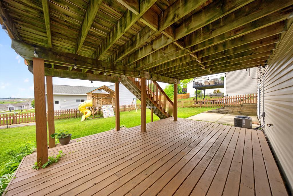 main property photo 44