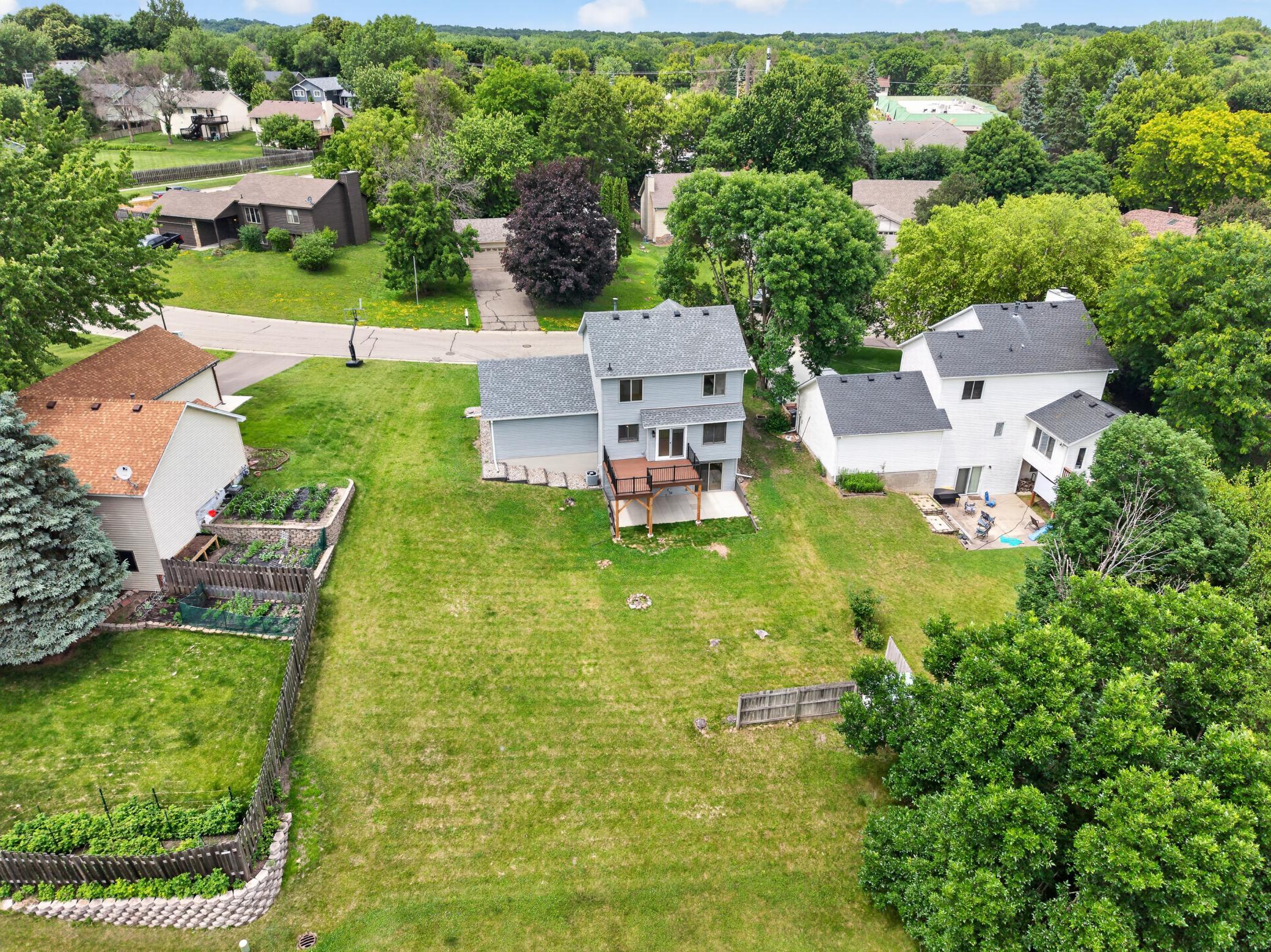 main property photo 26