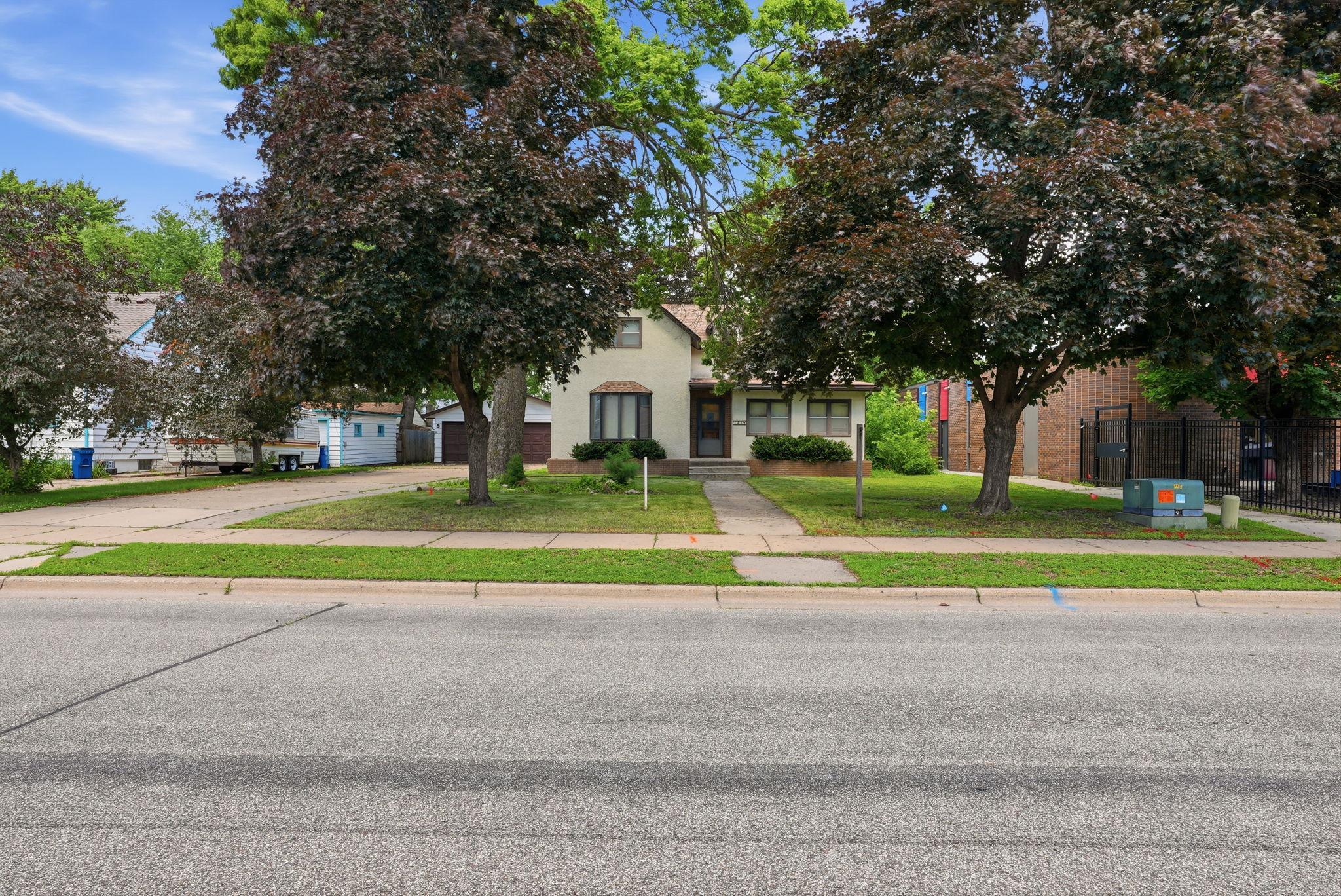 main property photo 3