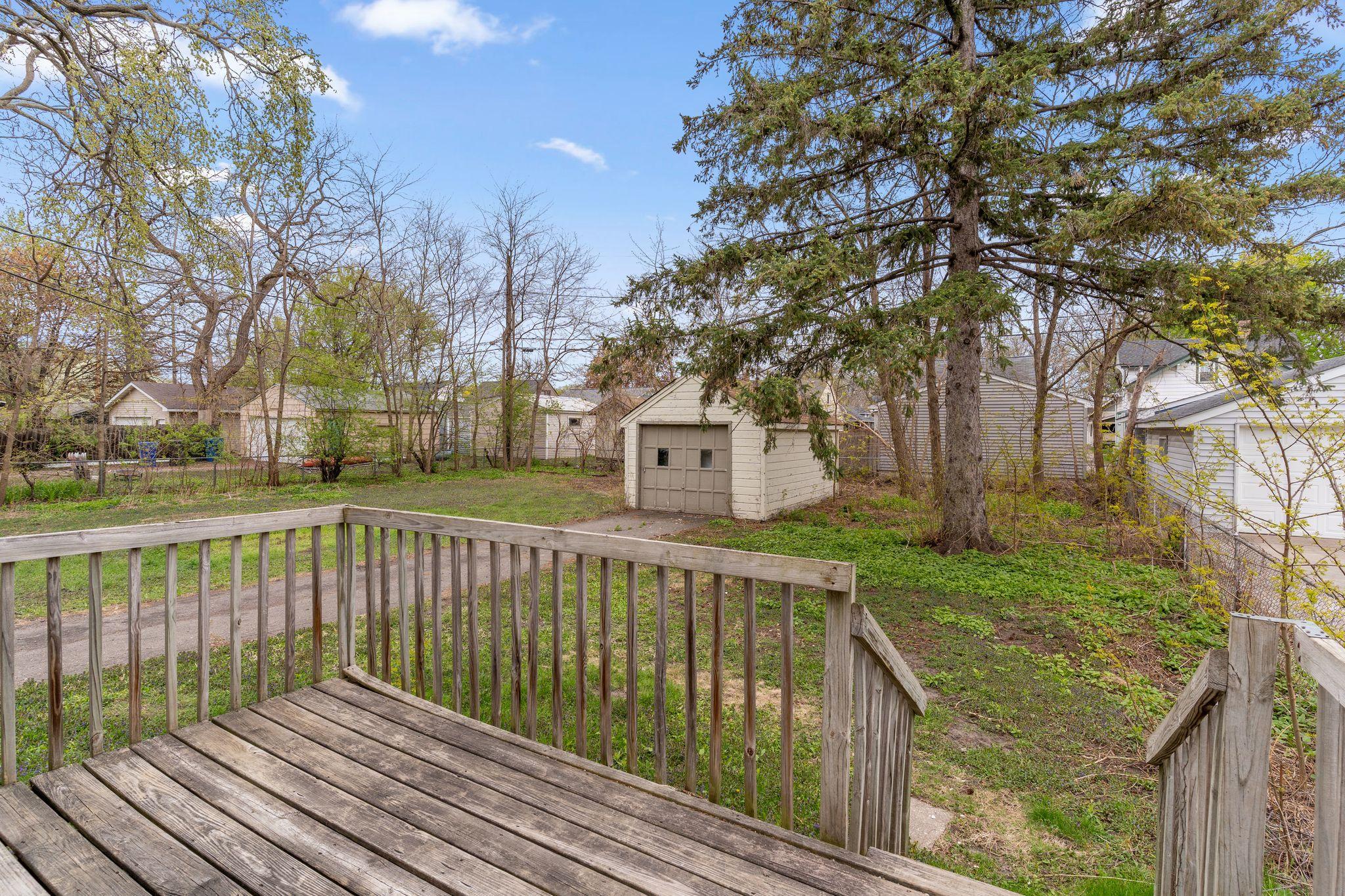 main property photo 25