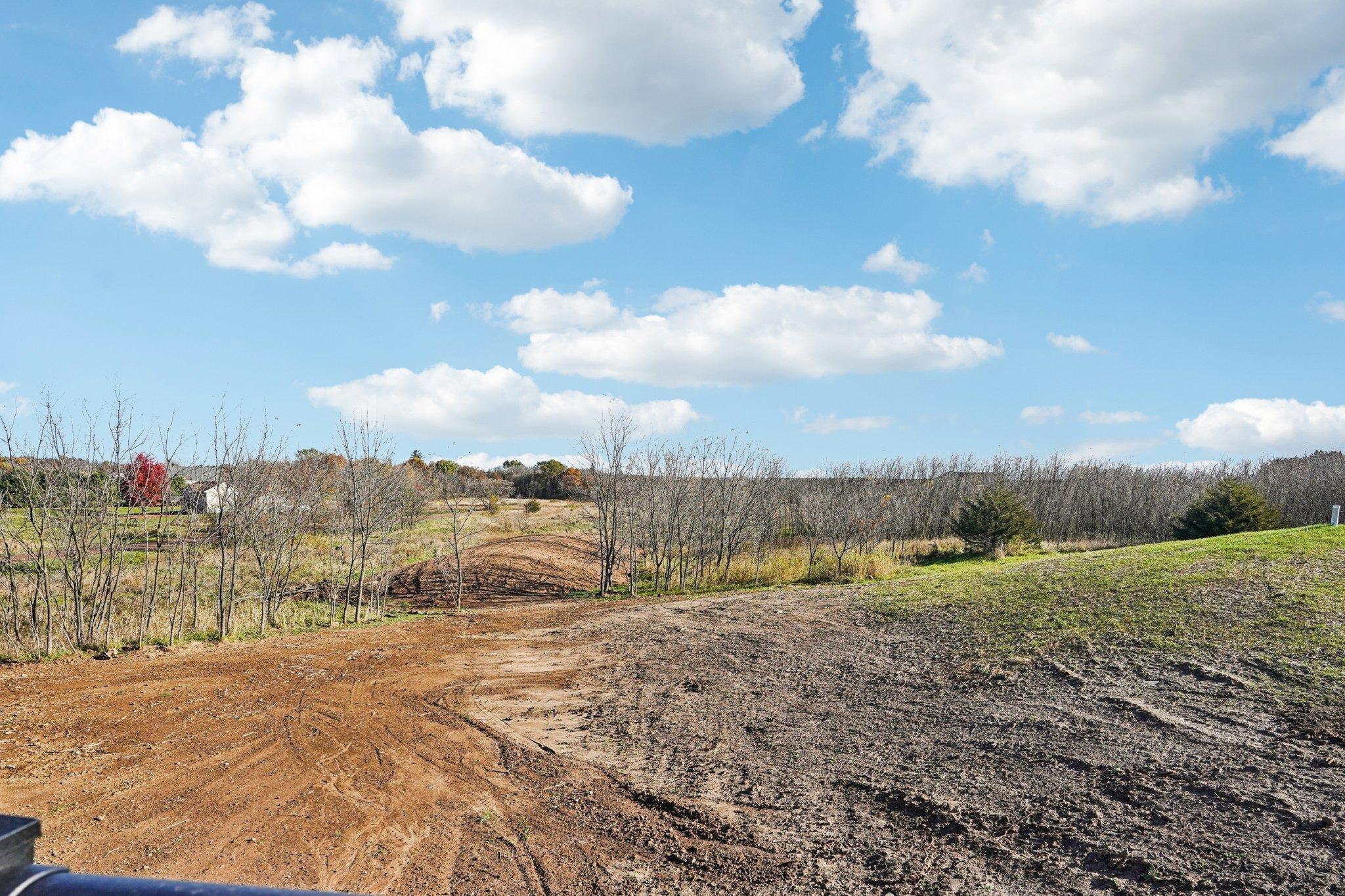 main property photo 14