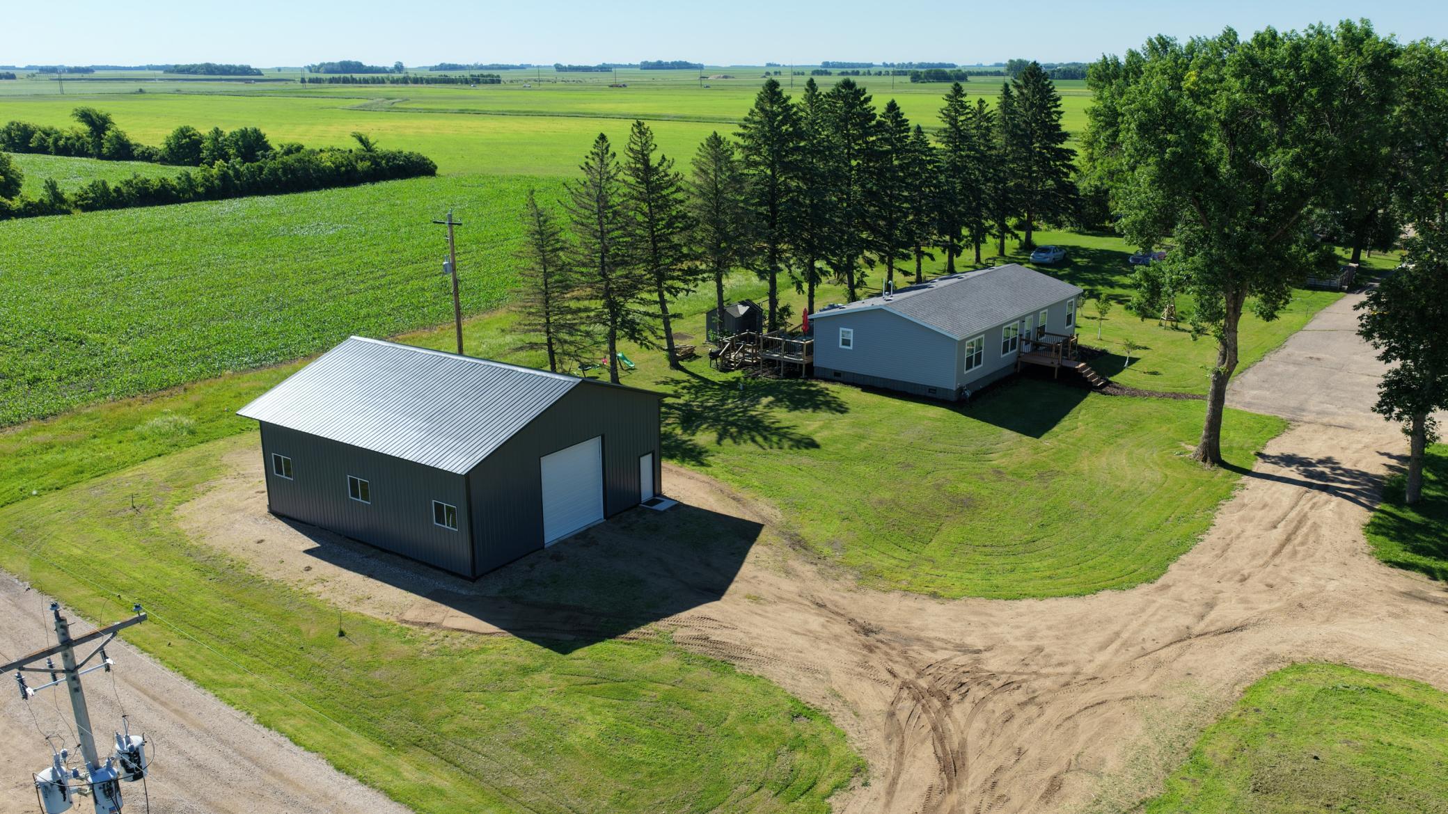 main property photo 36