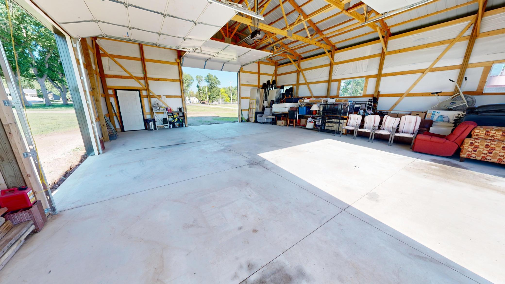 main property photo 43