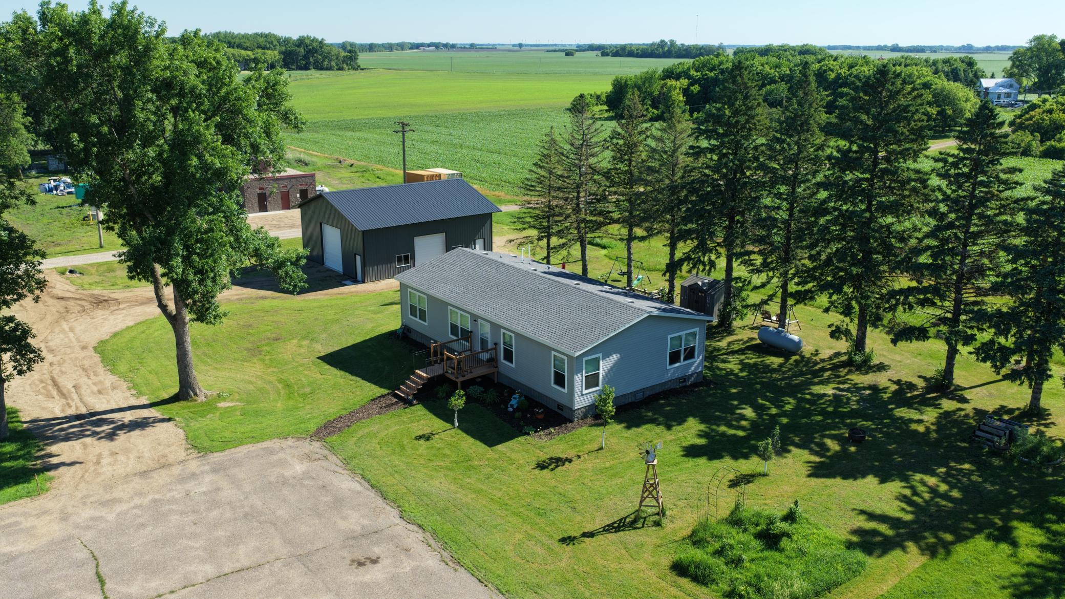 main property photo 46