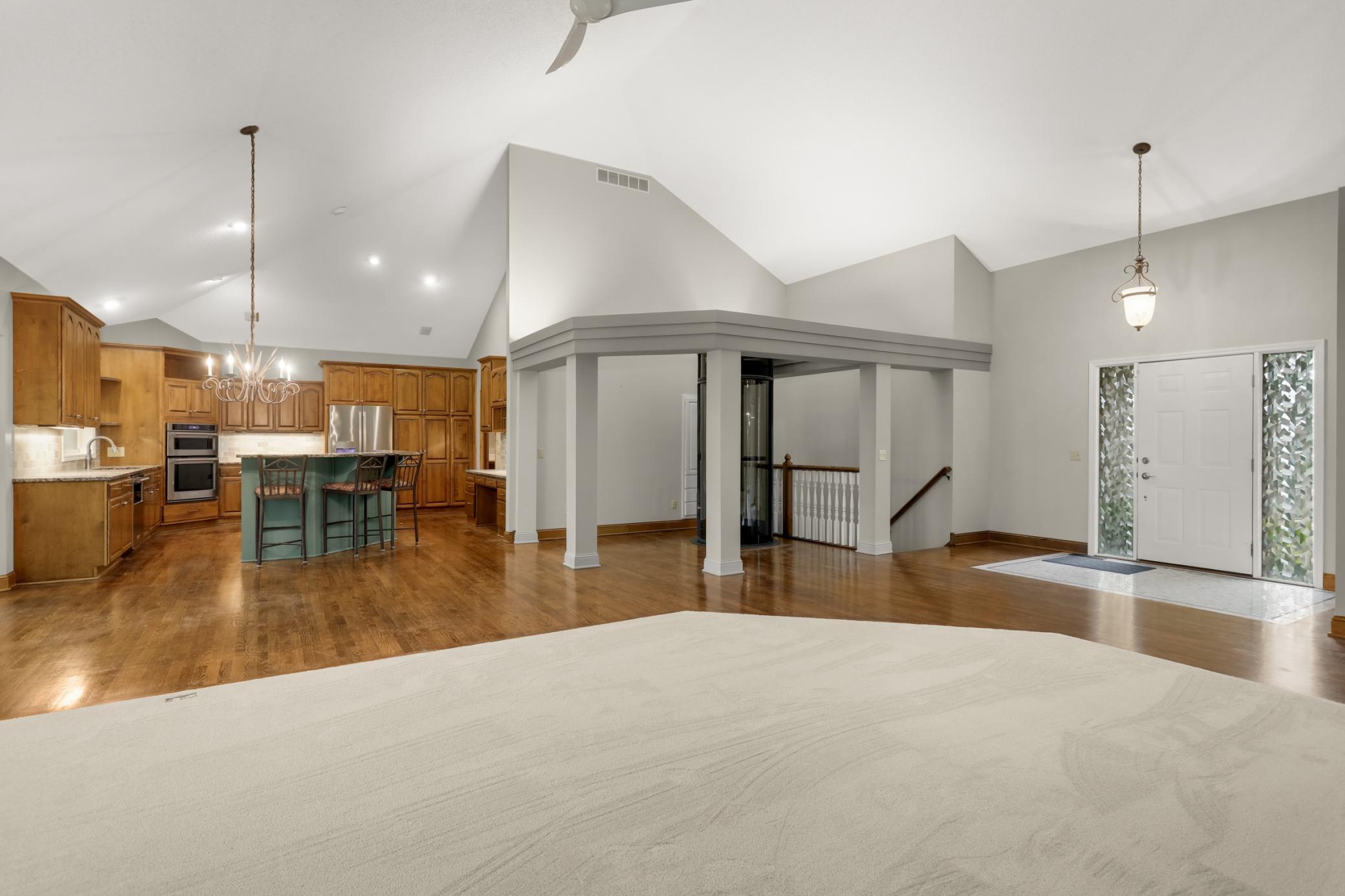 main property photo 8
