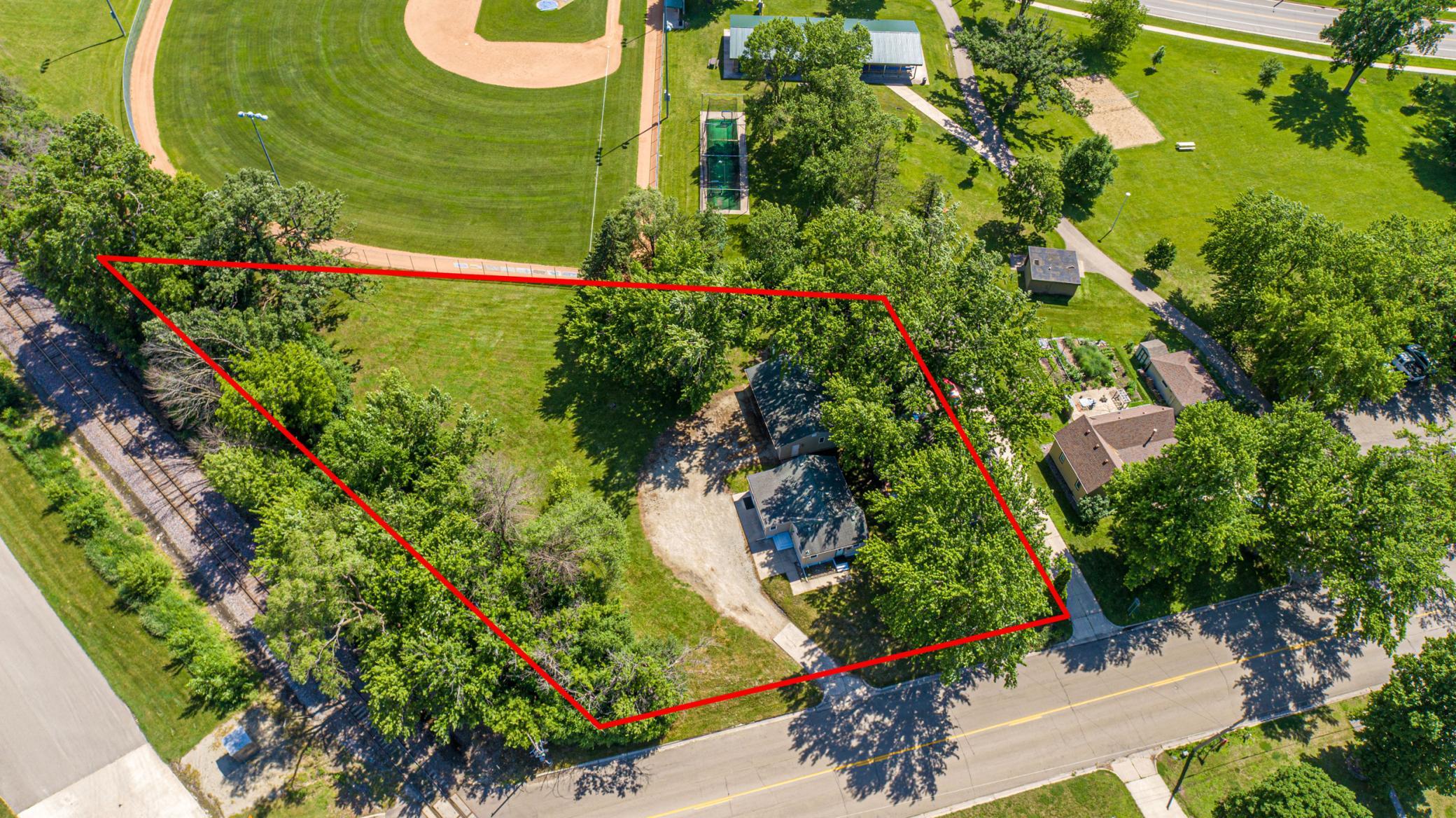 main property photo 2