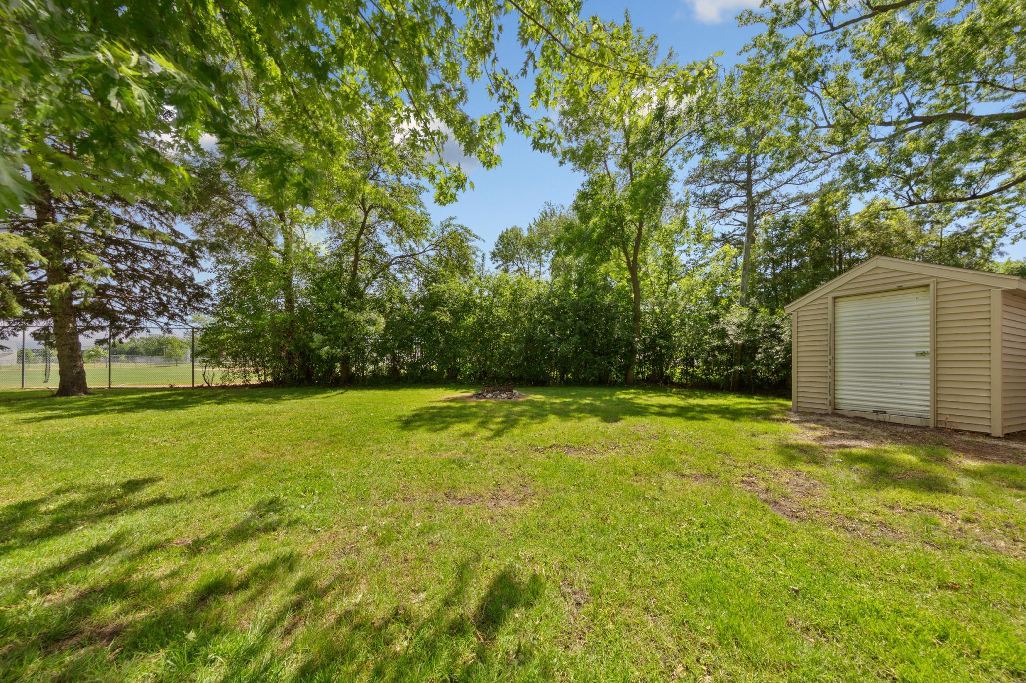 main property photo 33