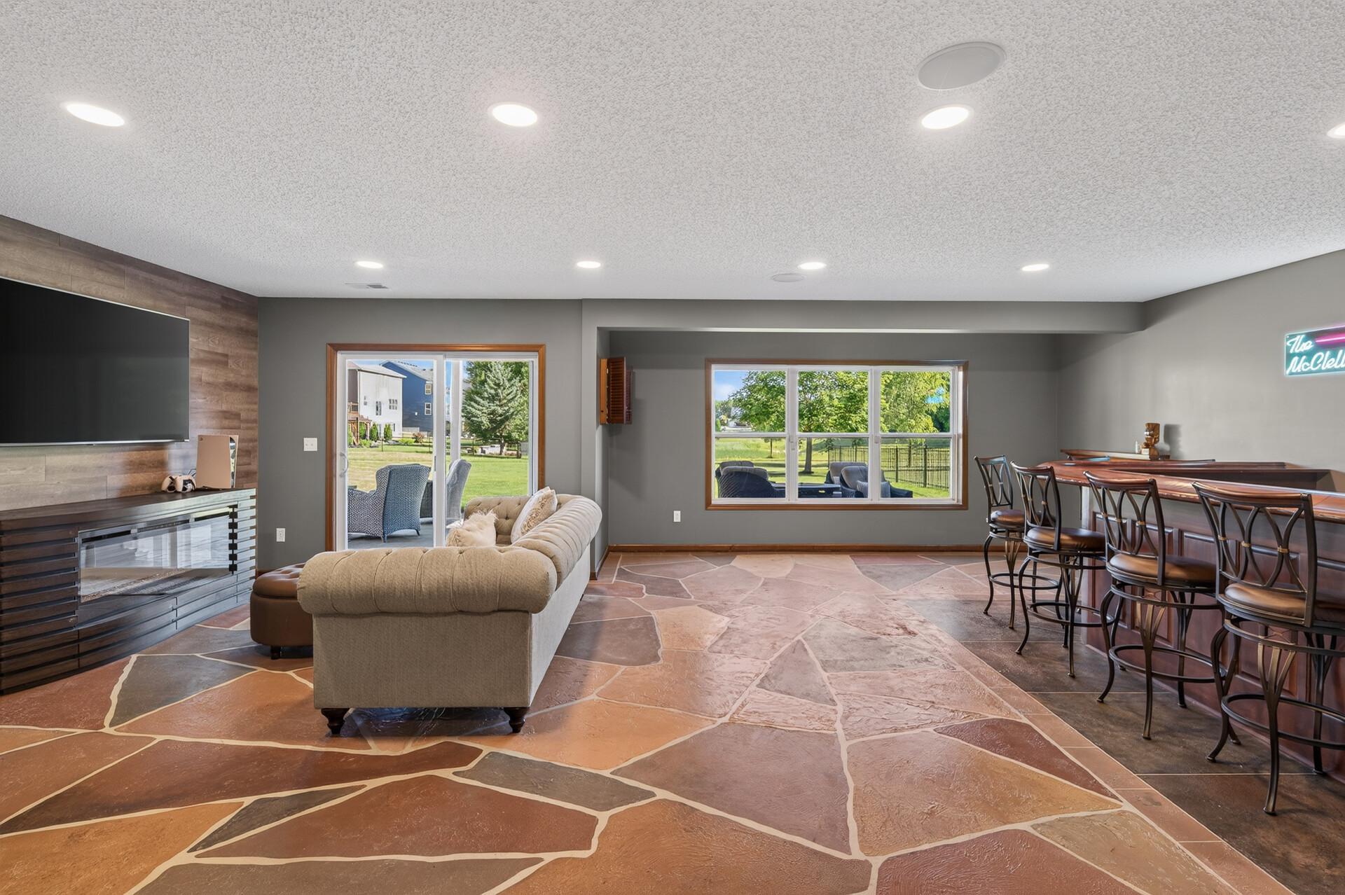 main property photo 67
