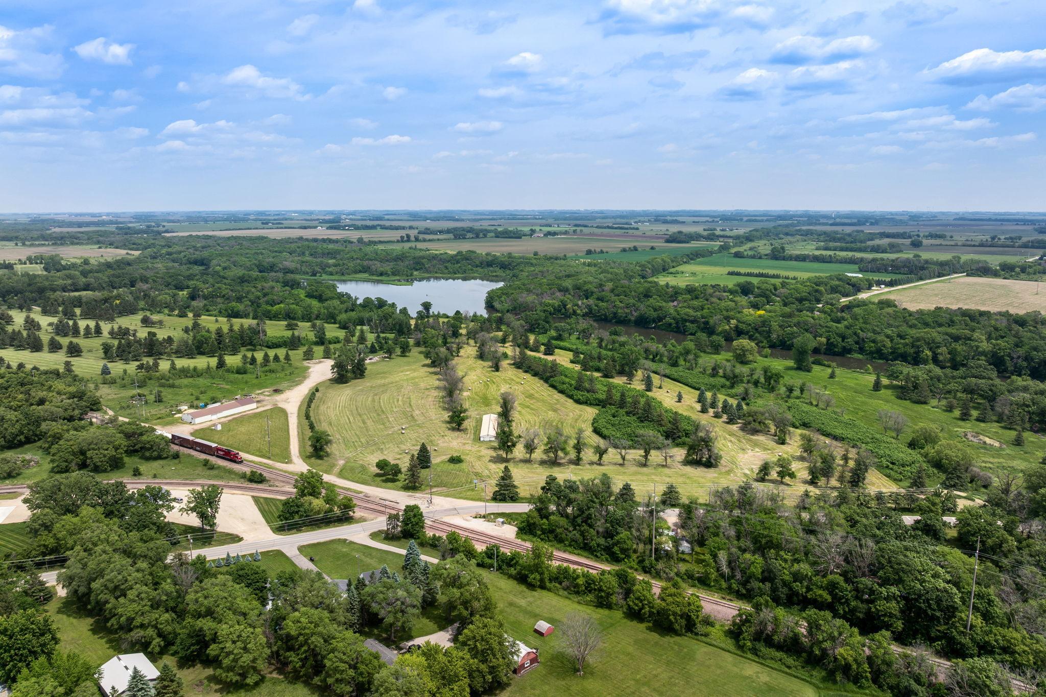 main property photo 41