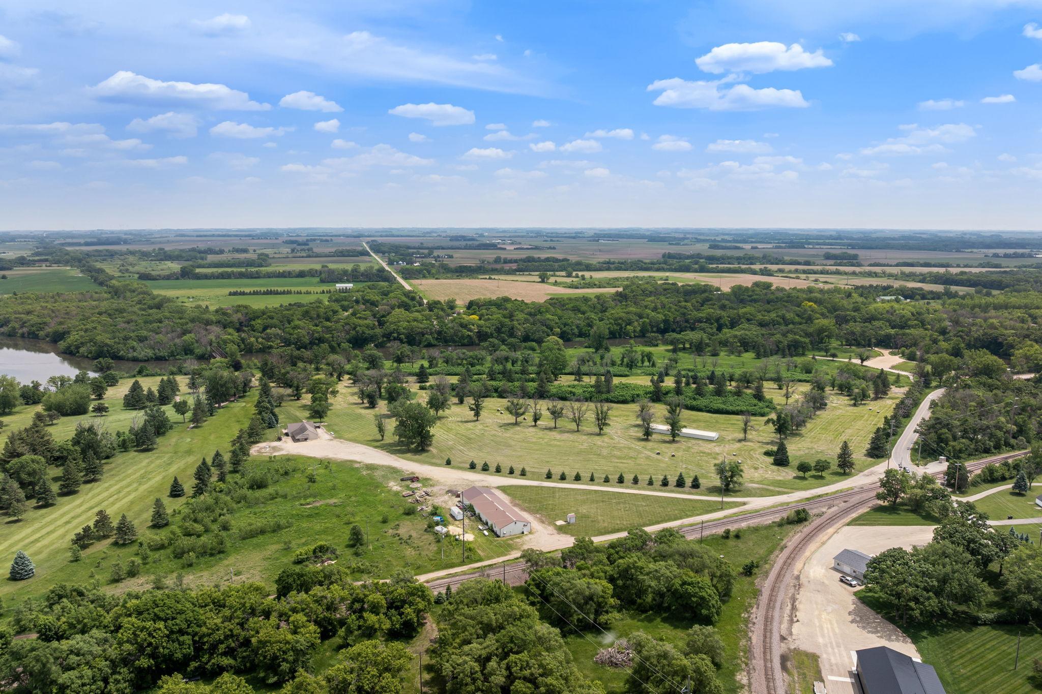 main property photo 43