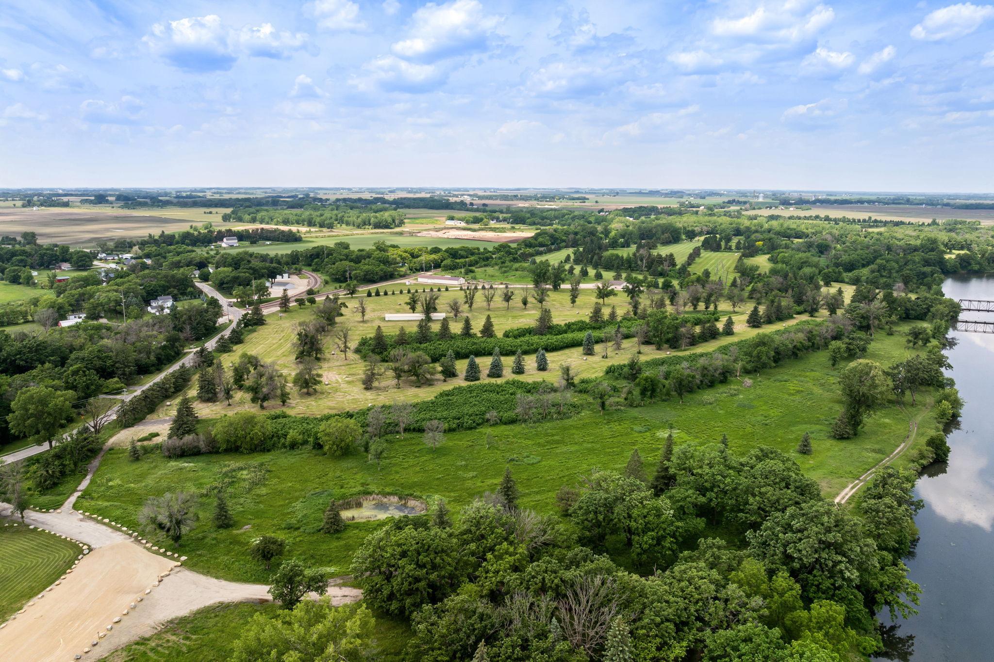 main property photo 47