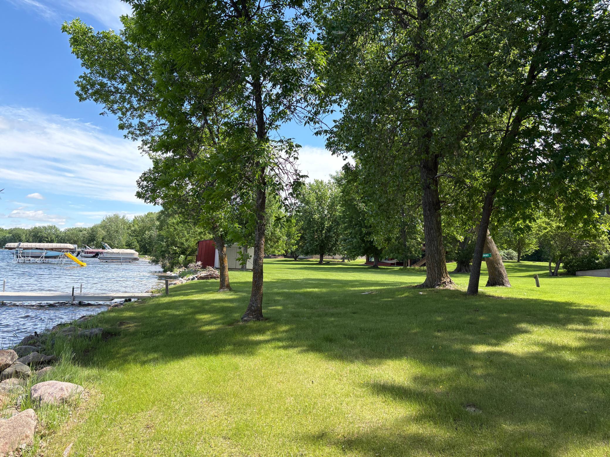 main property photo 13
