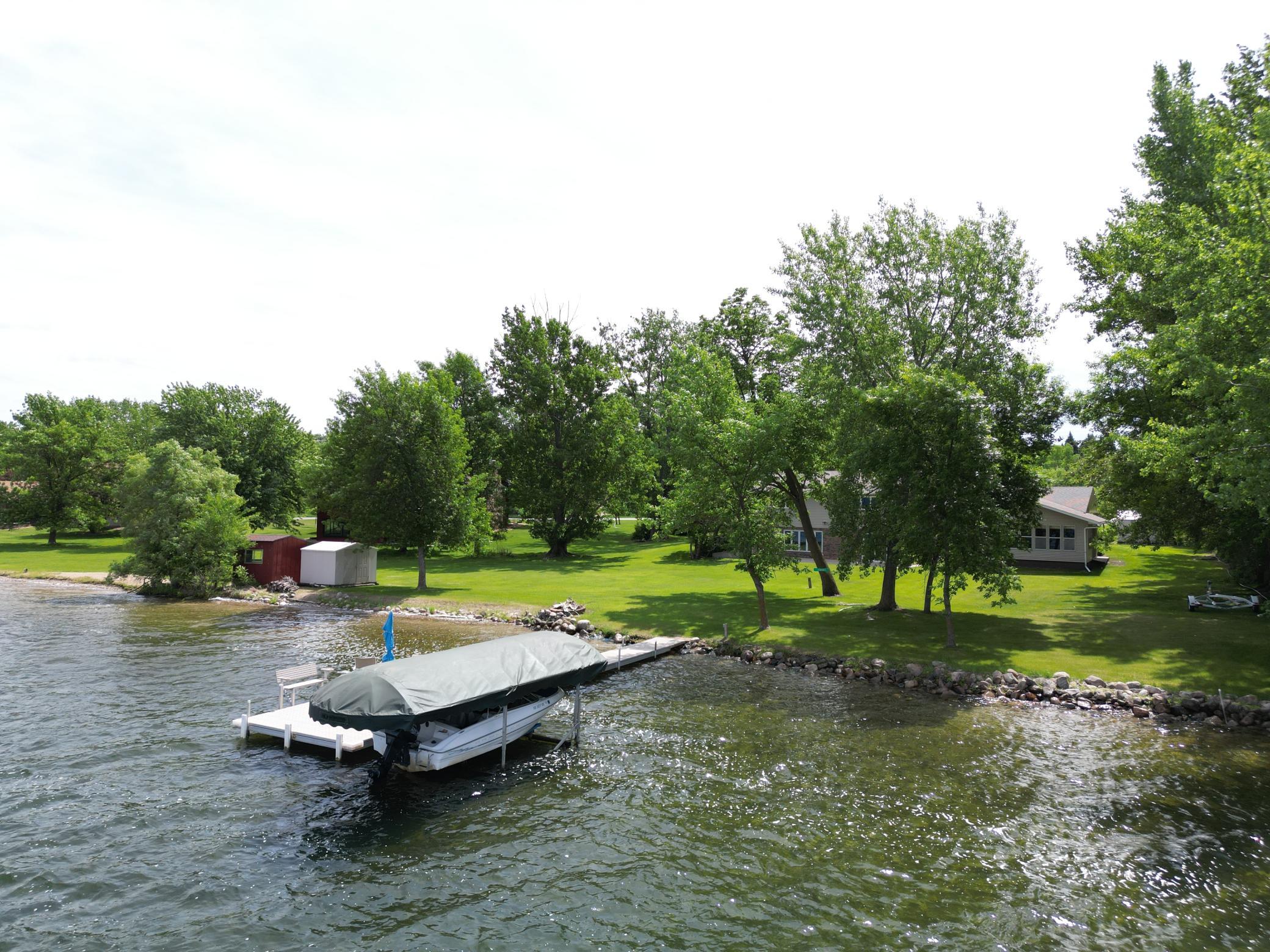 main property photo 6