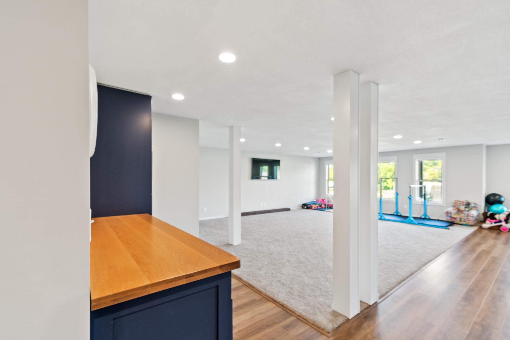 main property photo 67