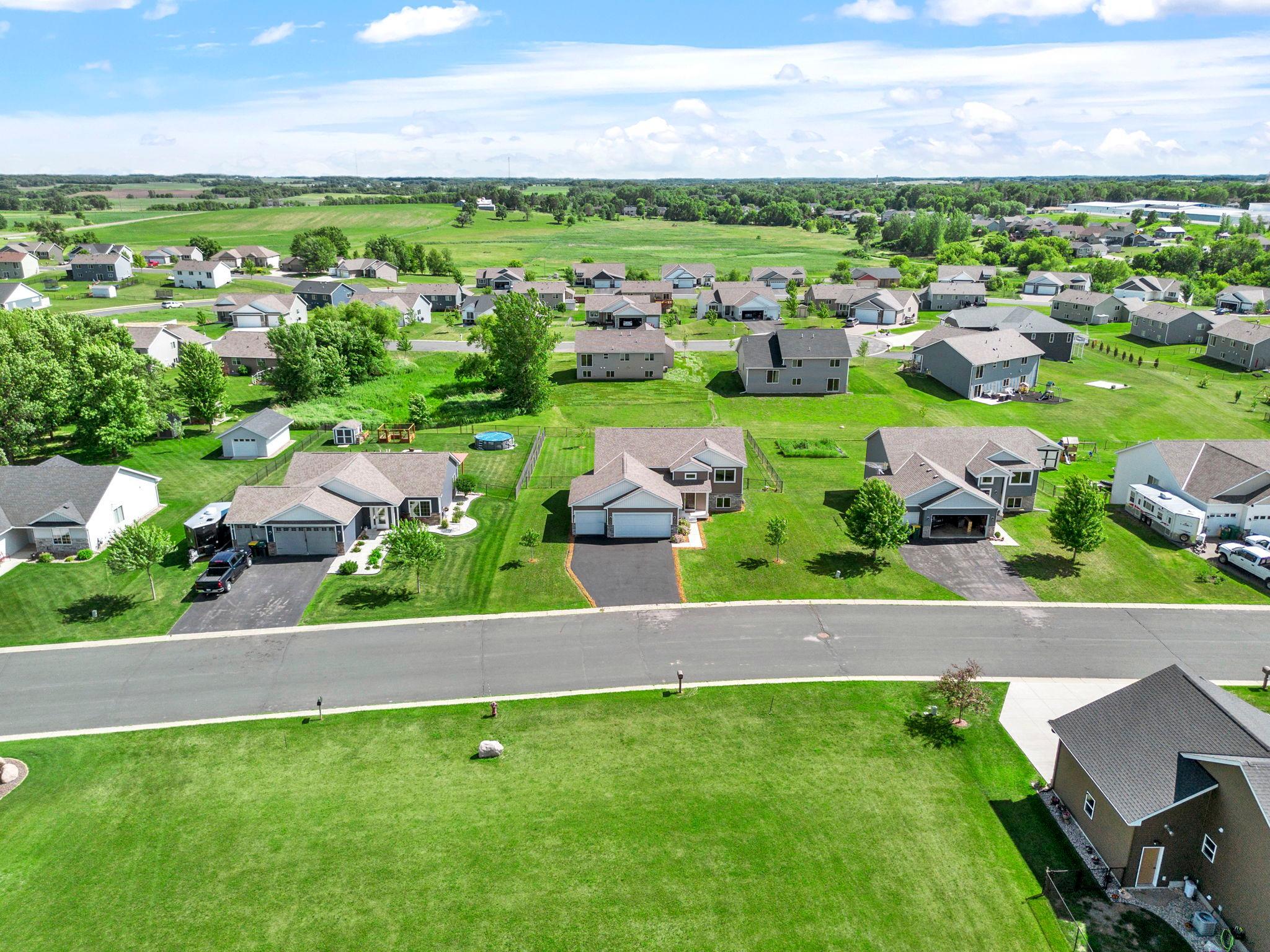 main property photo 14