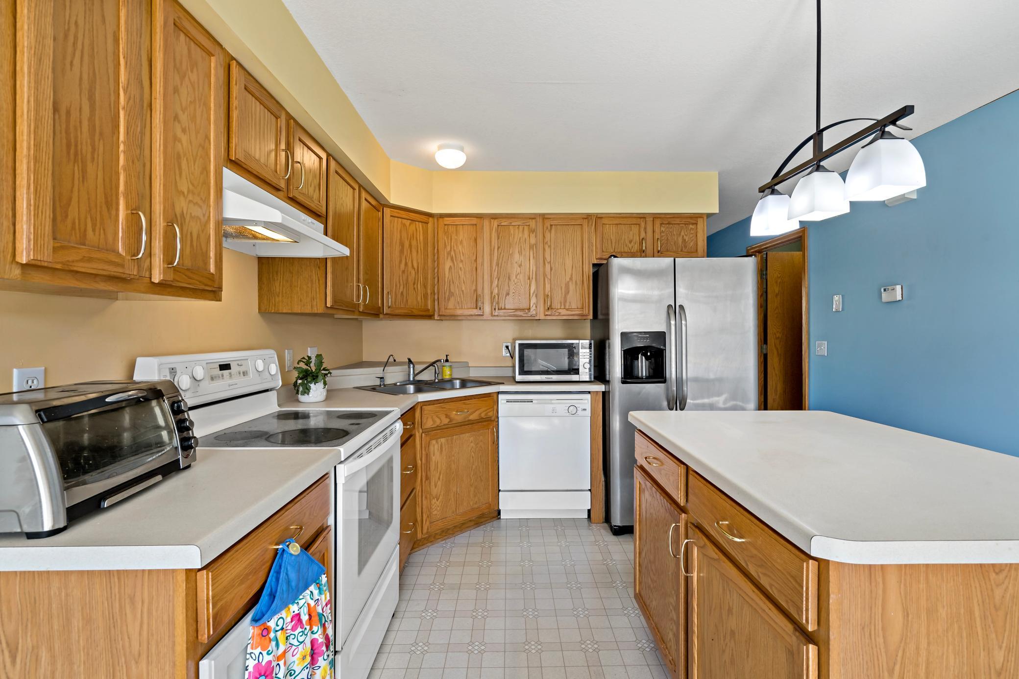 main property photo 5