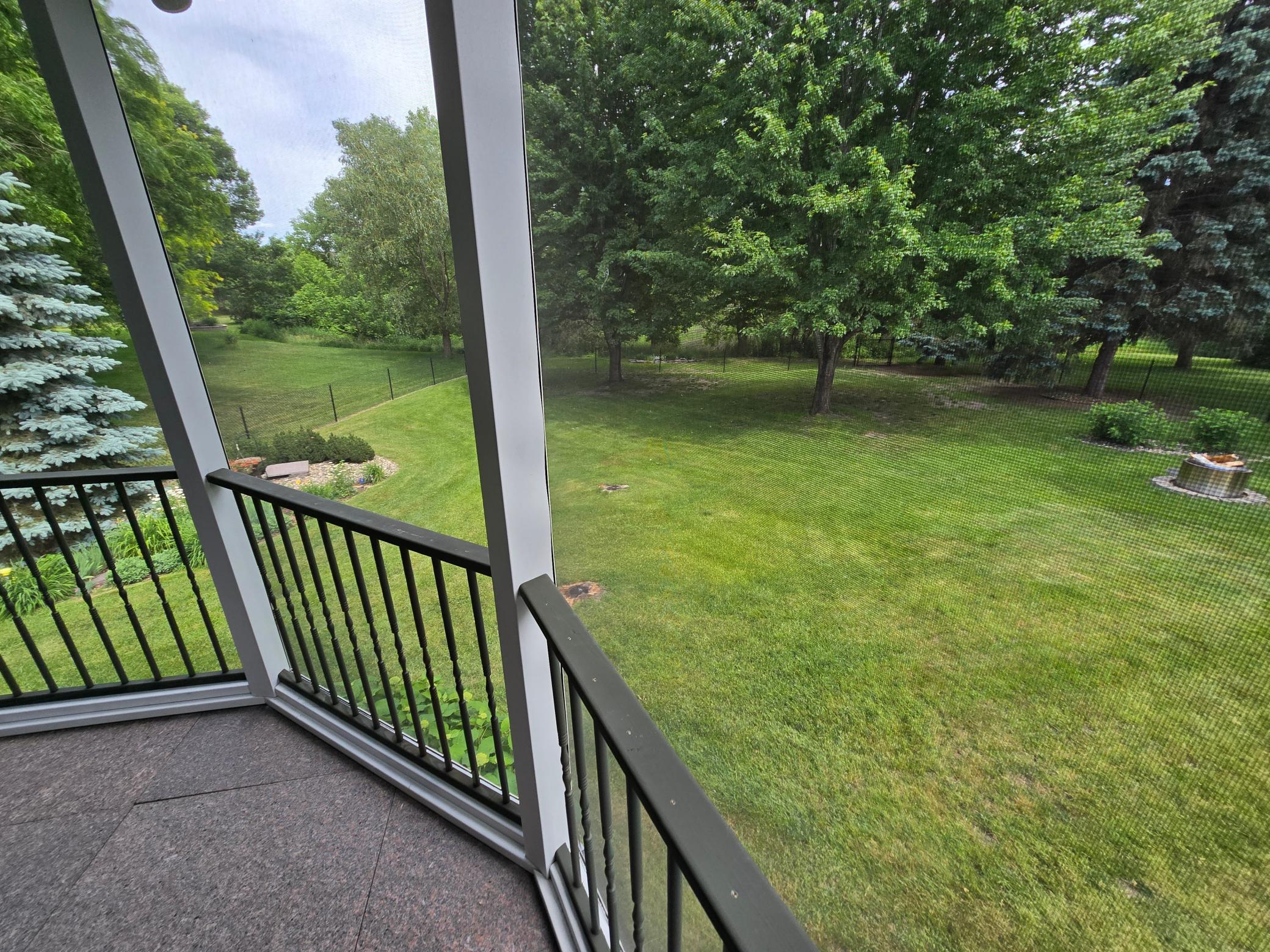 main property photo 23