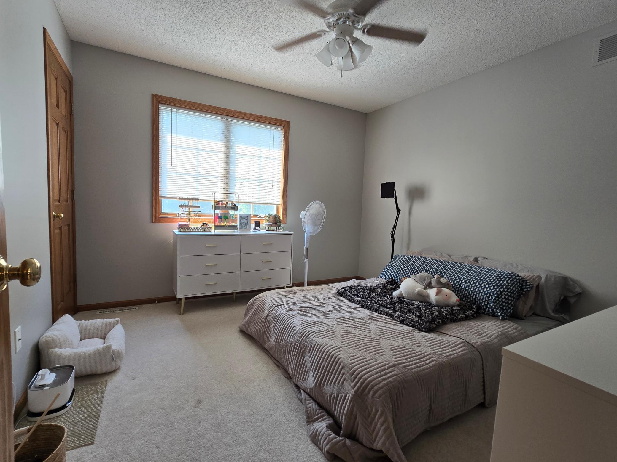 main property photo 70