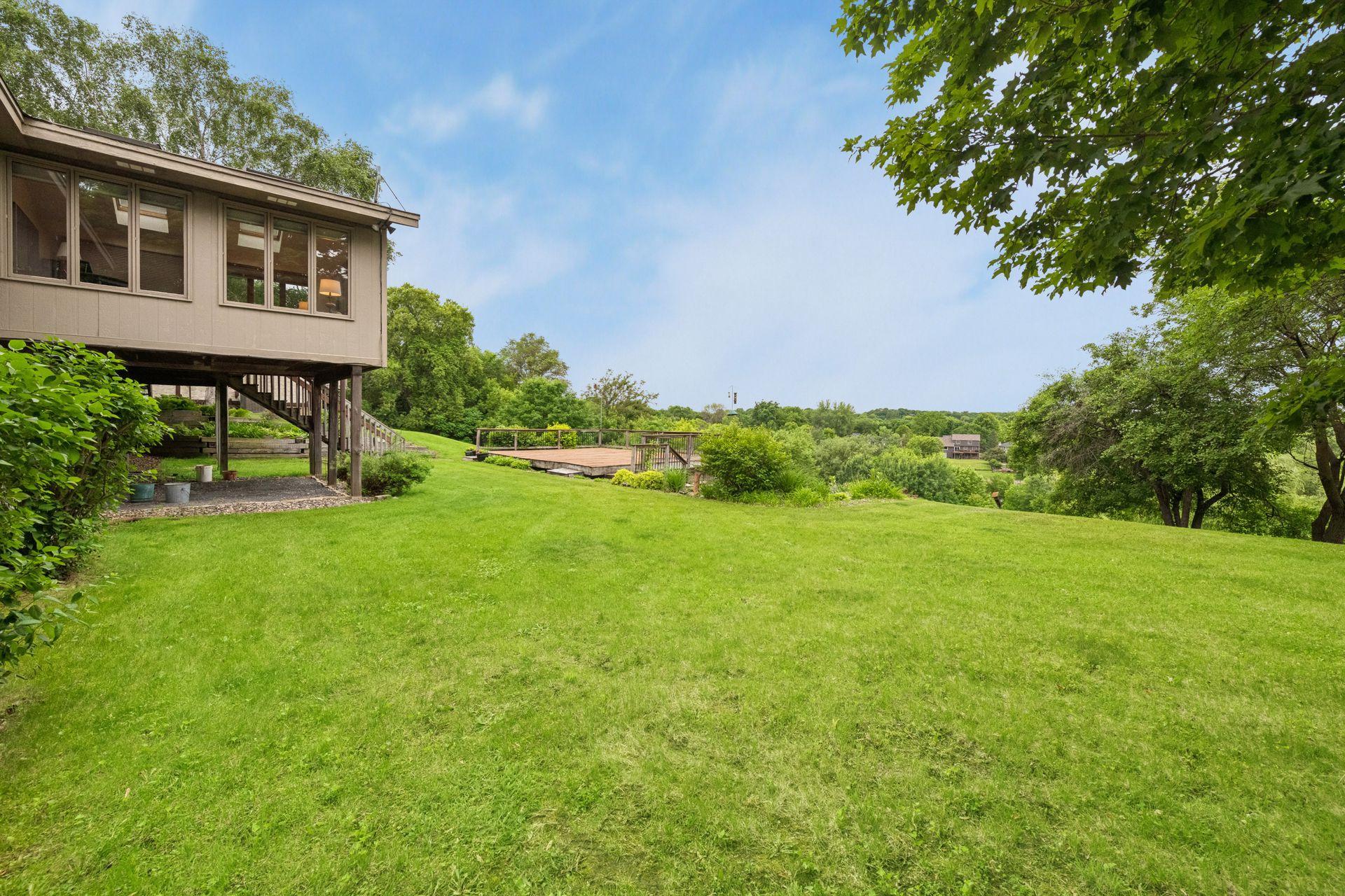 main property photo 30