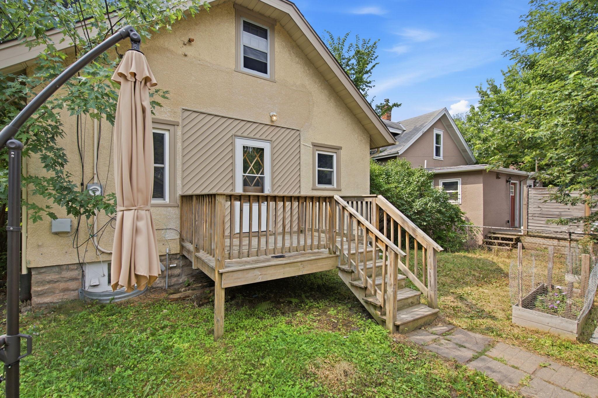 main property photo 33