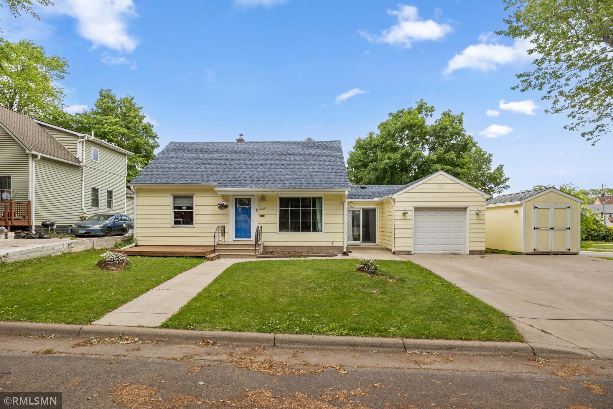 main property photo 17