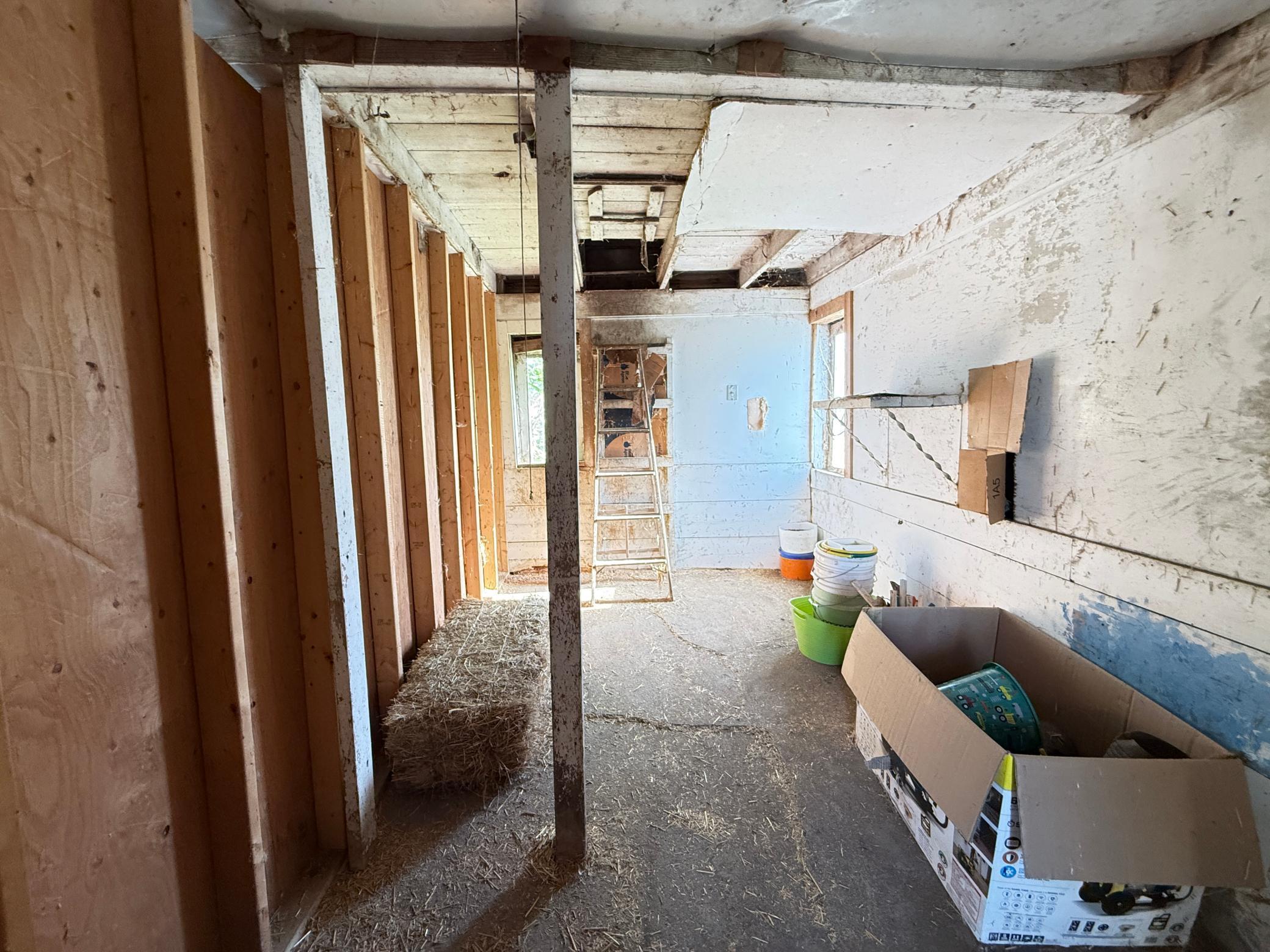 main property photo 79
