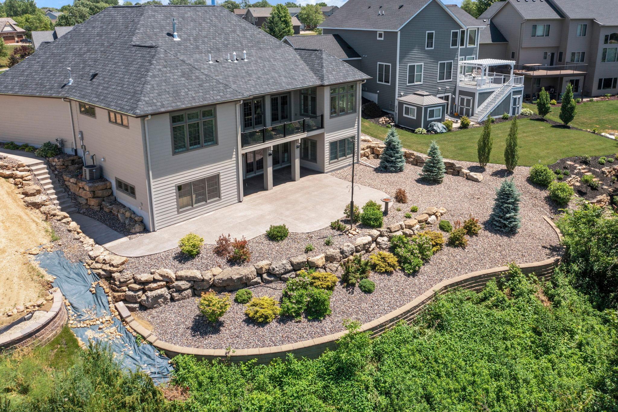 main property photo 75