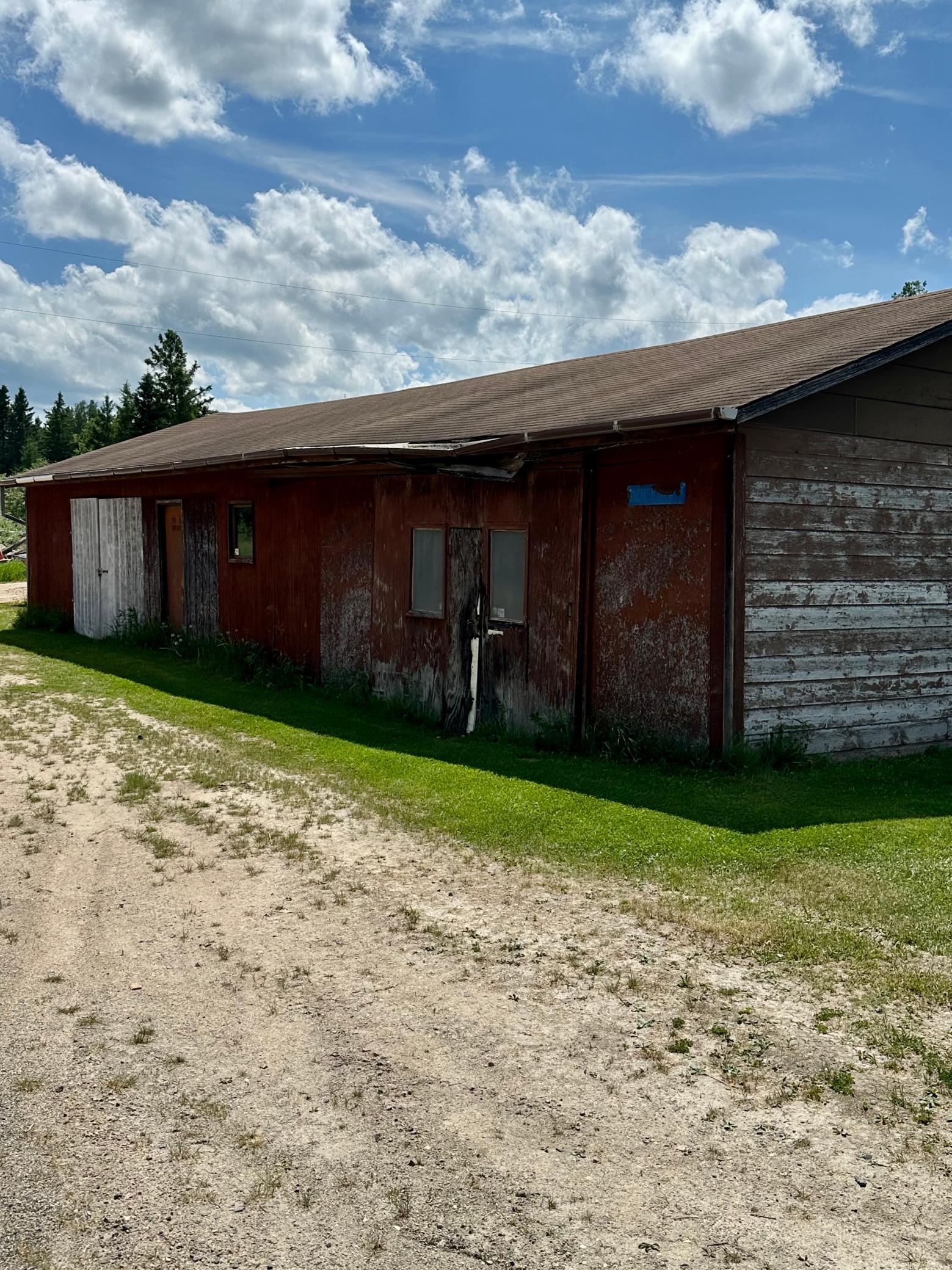 main property photo 43