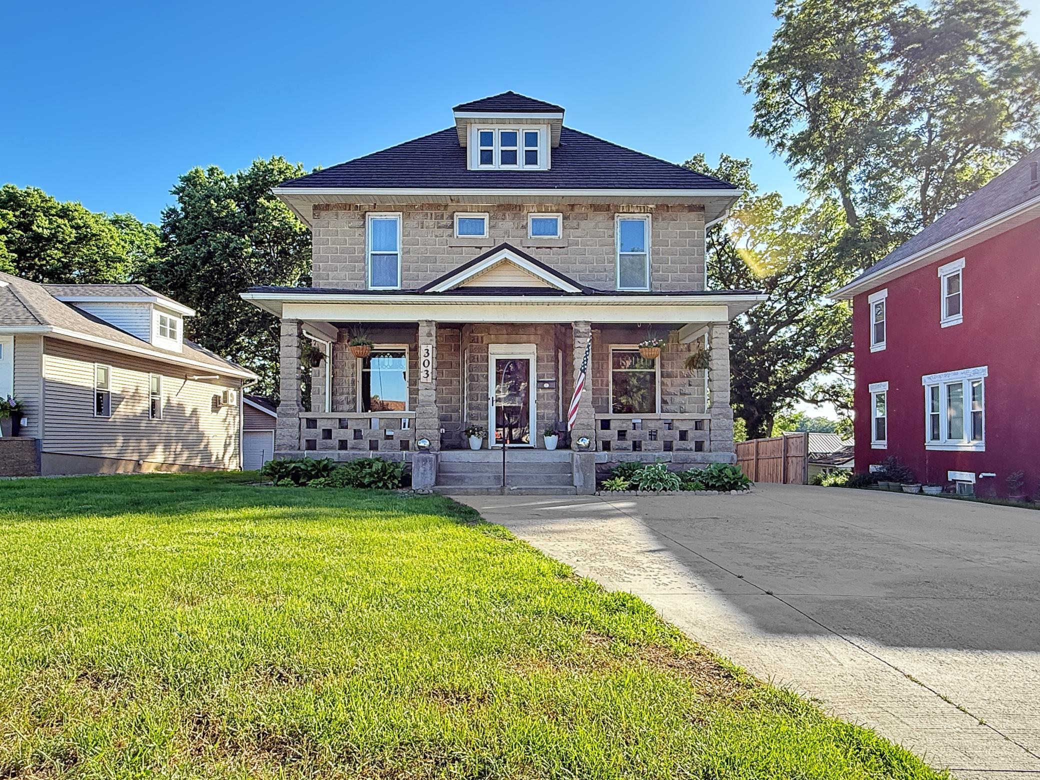 main property photo 11