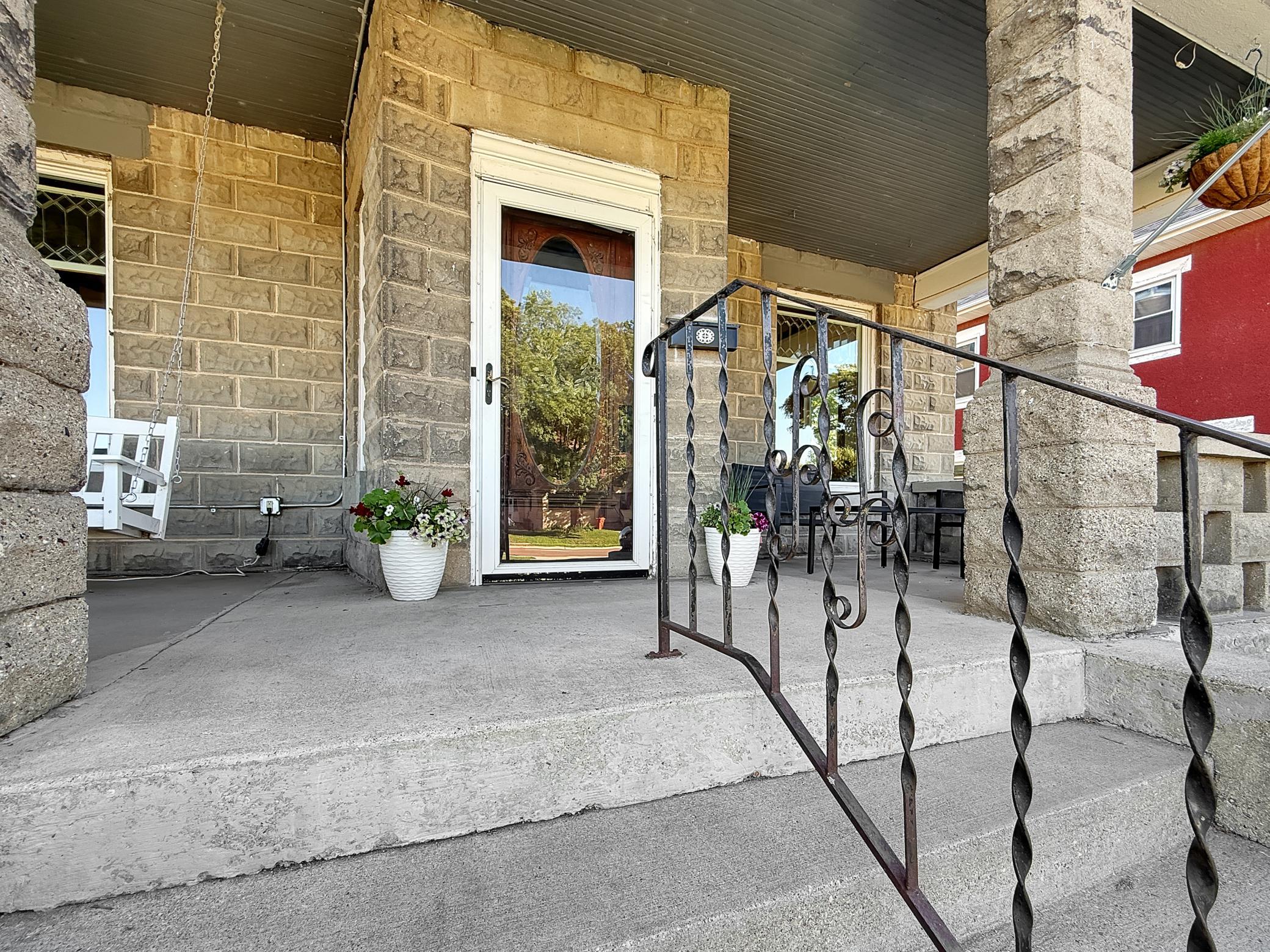 main property photo 47