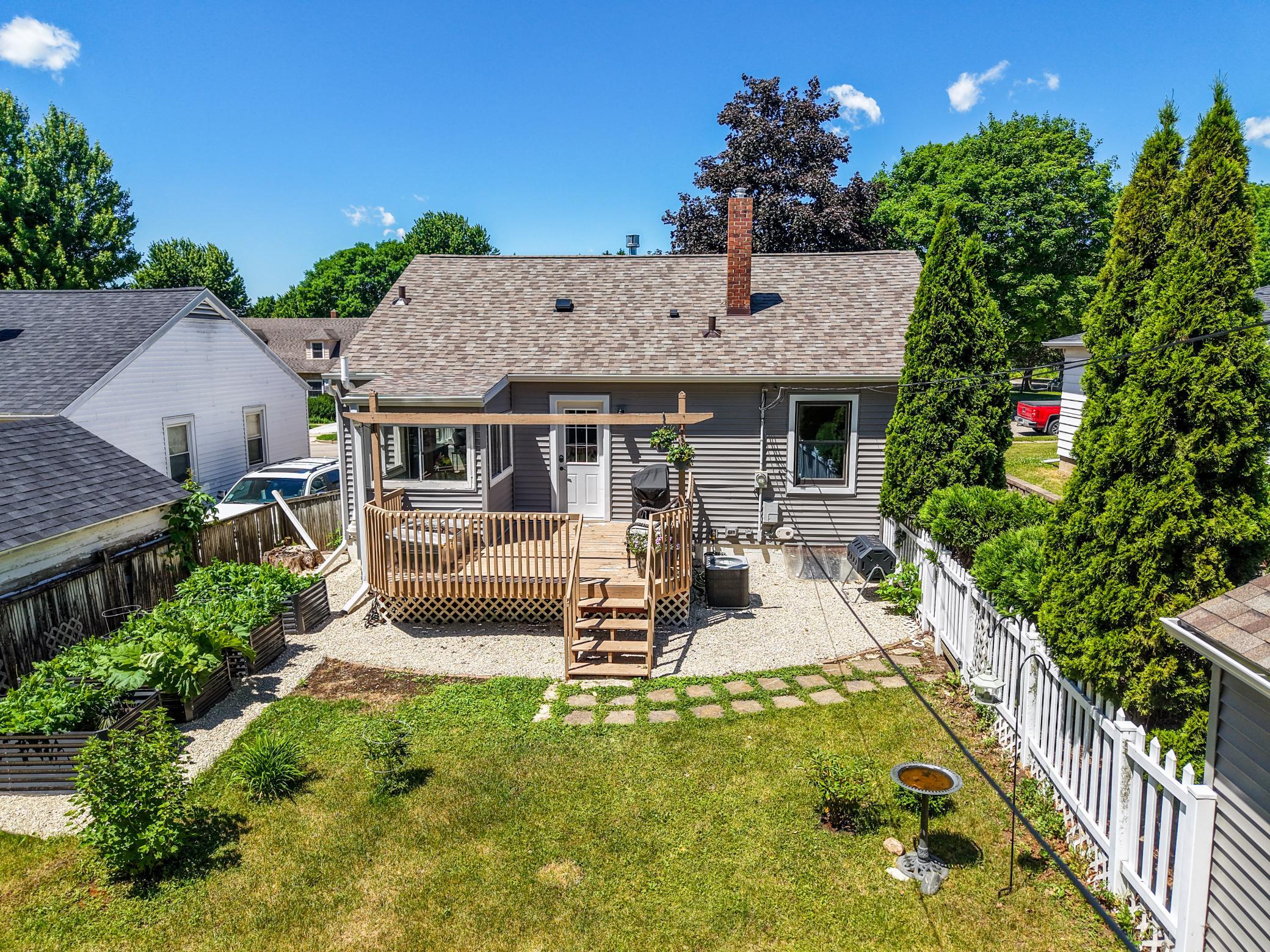 main property photo 51