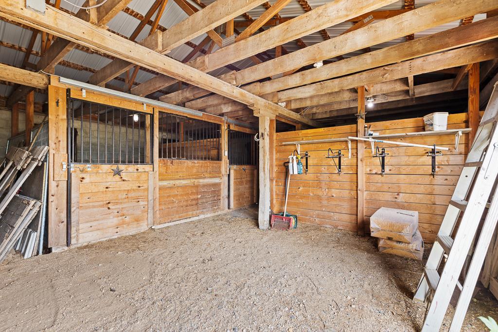 main property photo 68