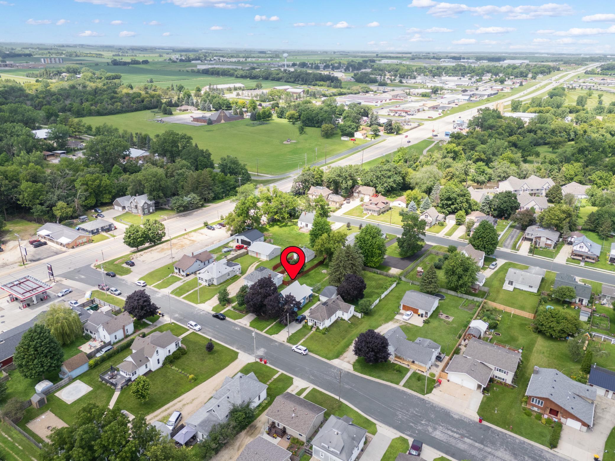 main property photo 30