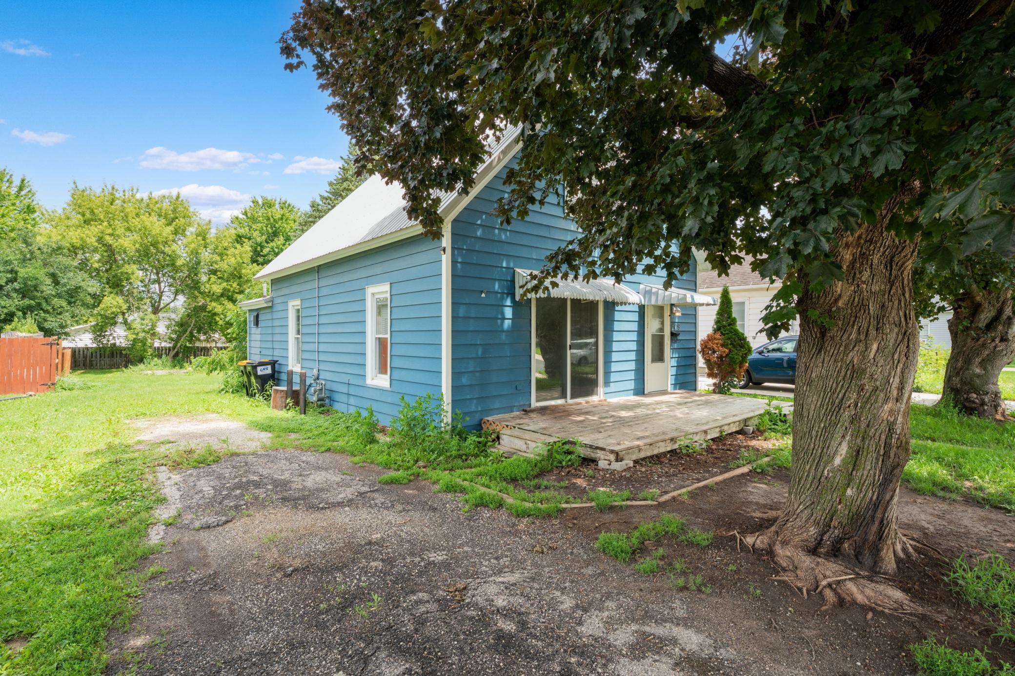 main property photo 8