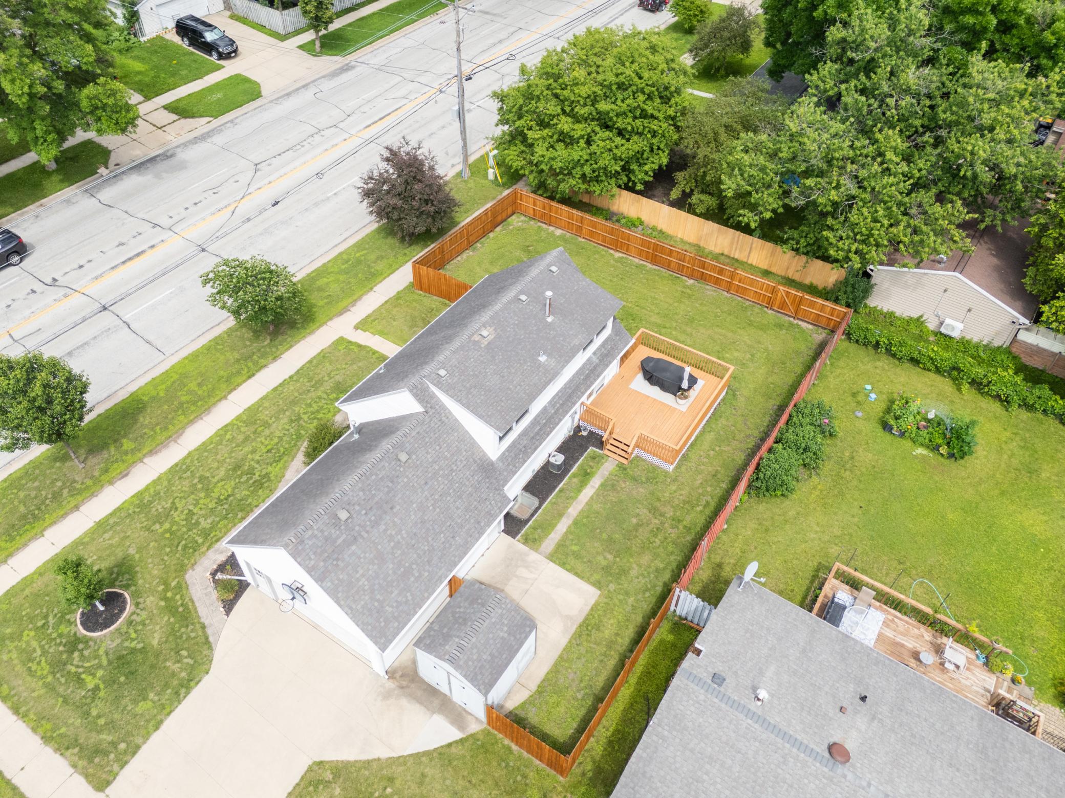 main property photo 45