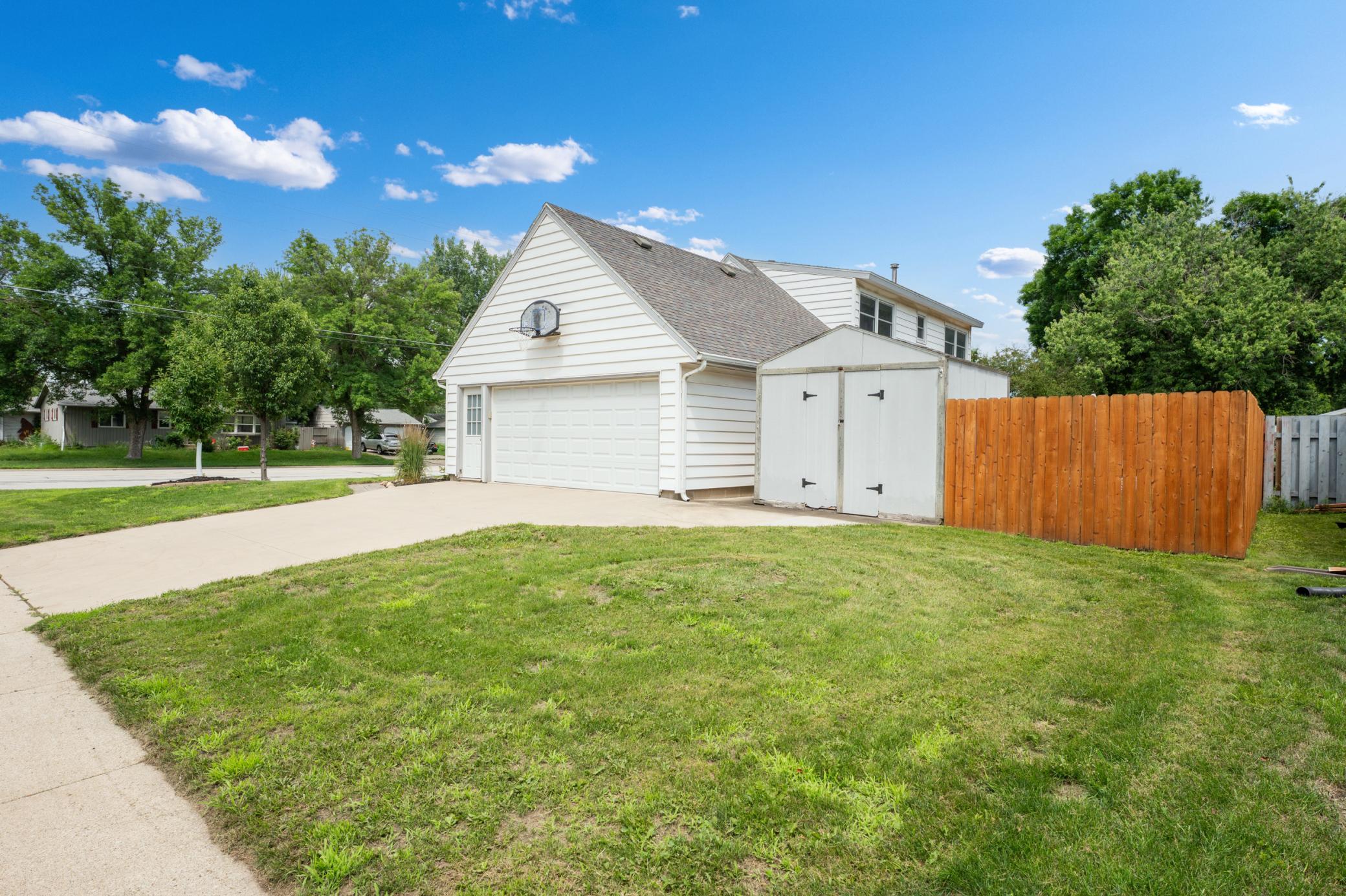 main property photo 51