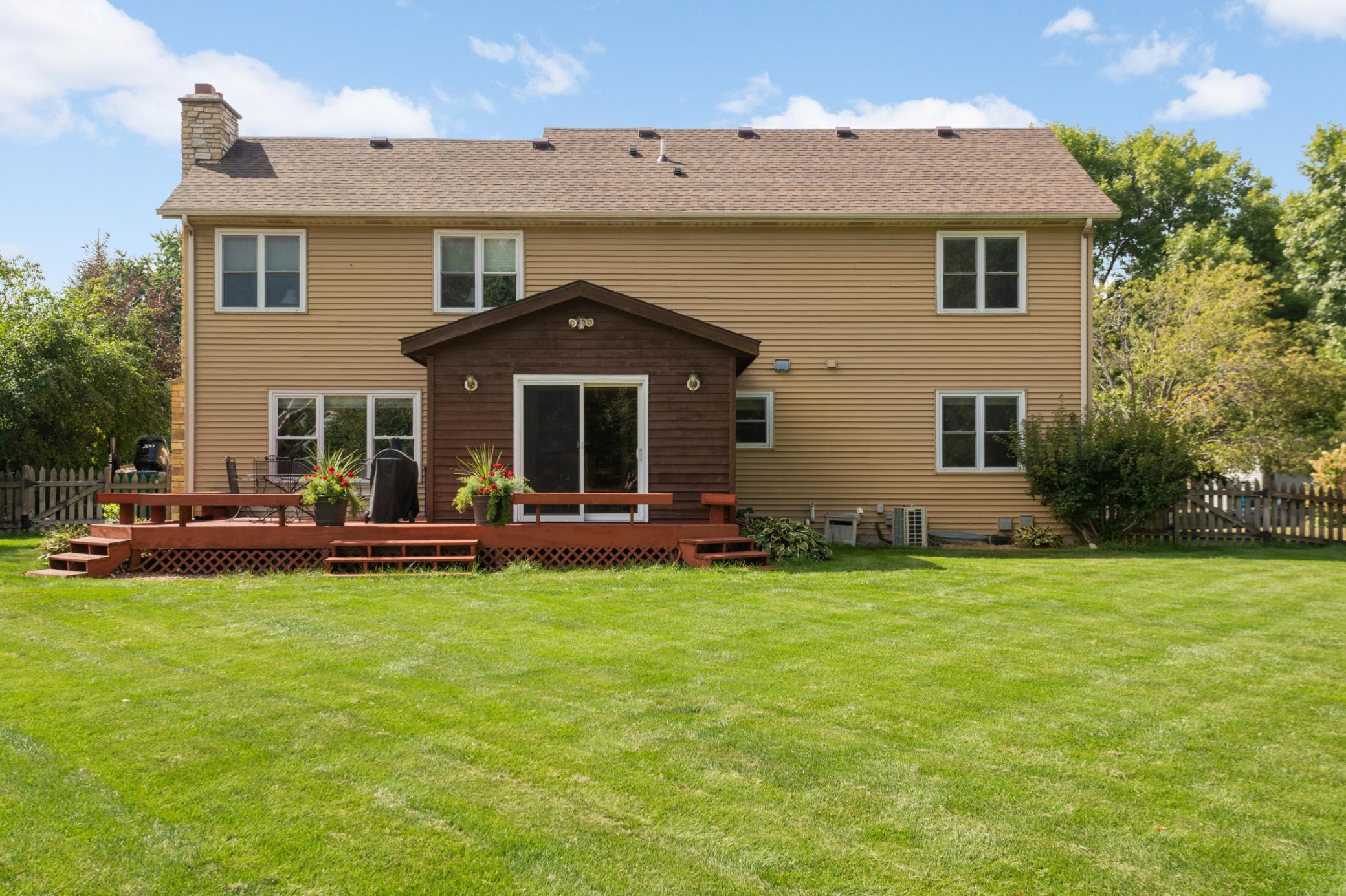 main property photo 28