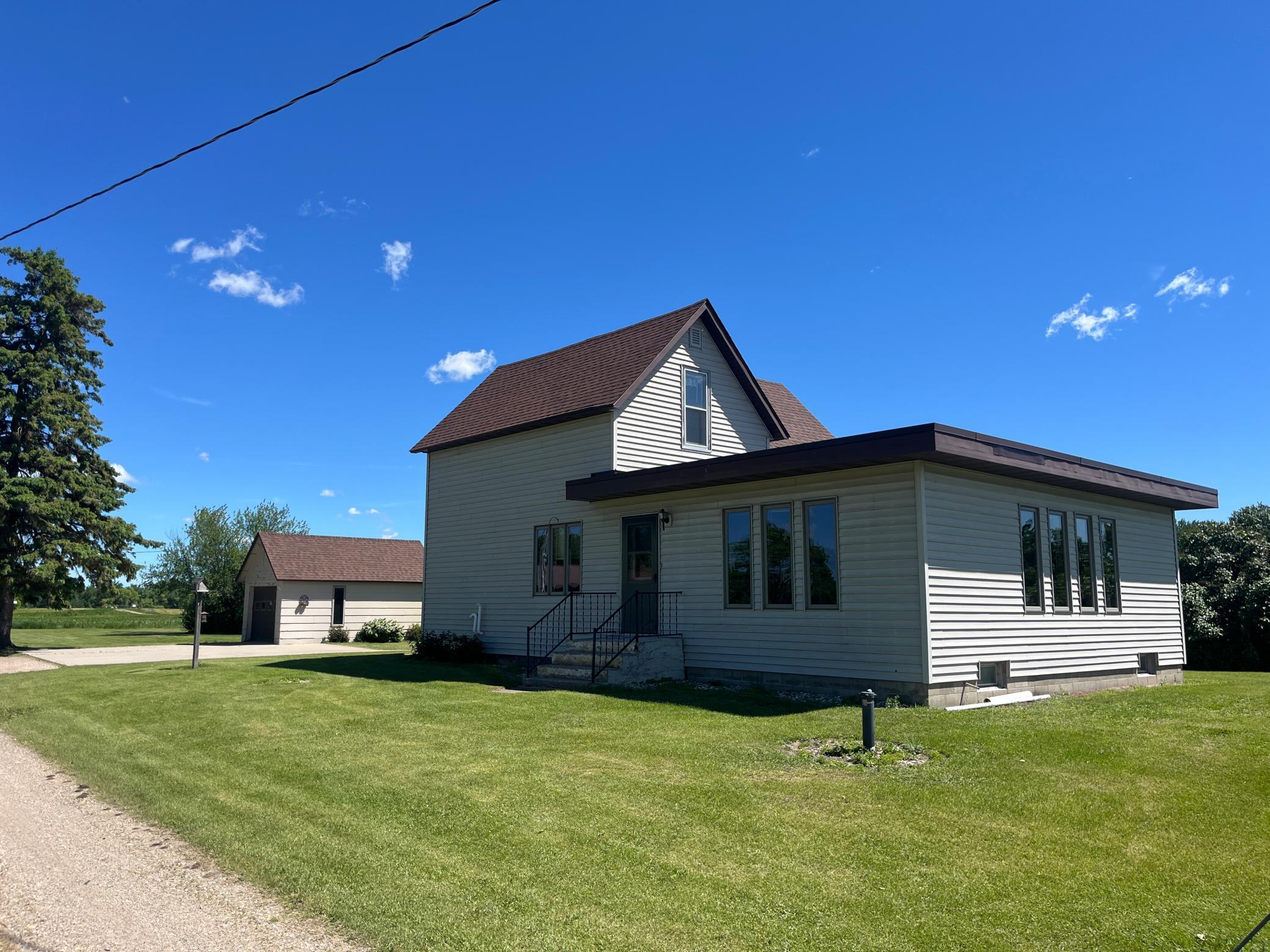 main property photo 59