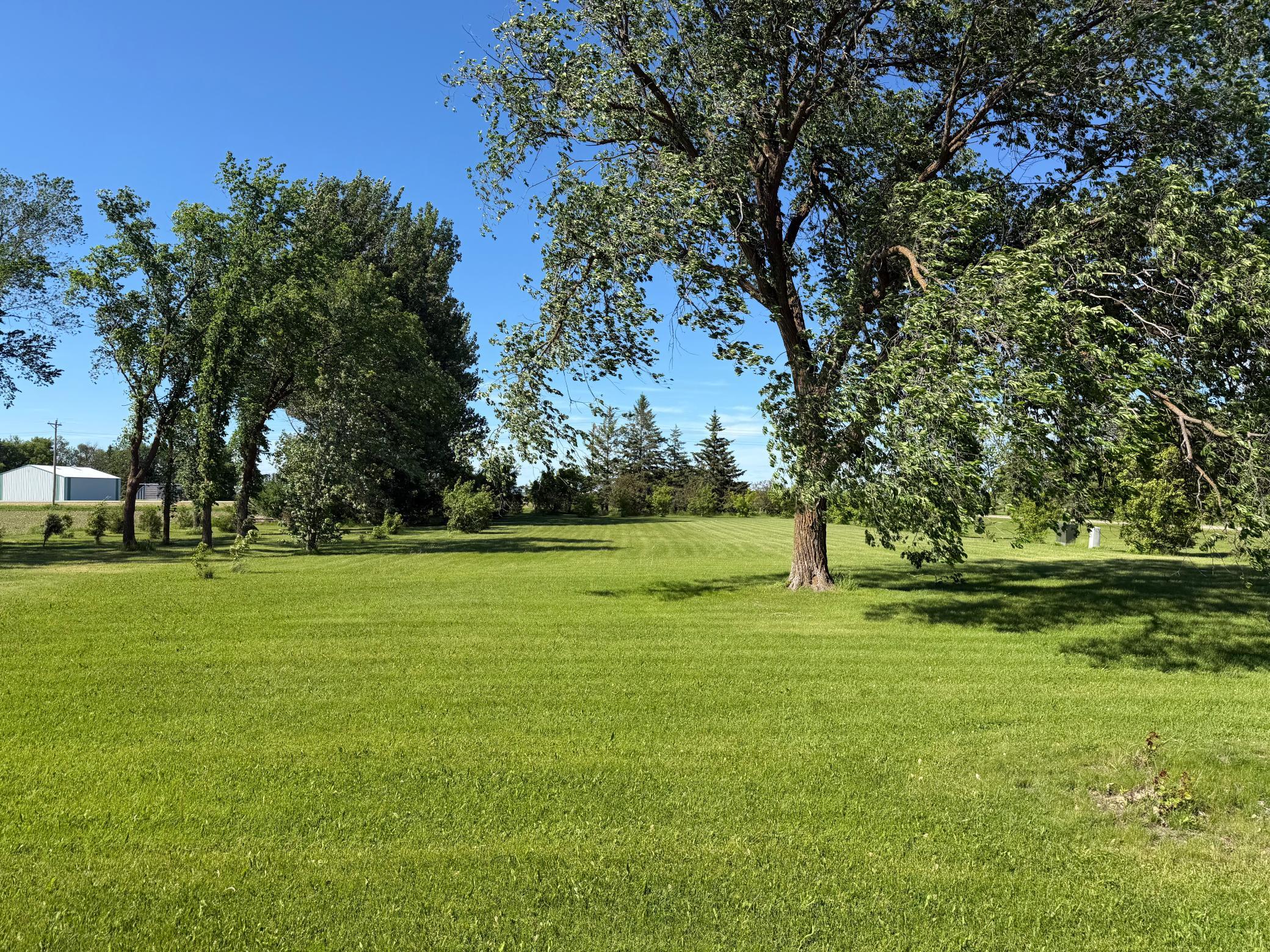 main property photo 34