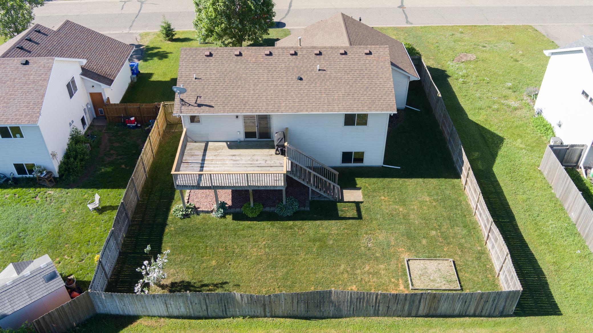 main property photo 15
