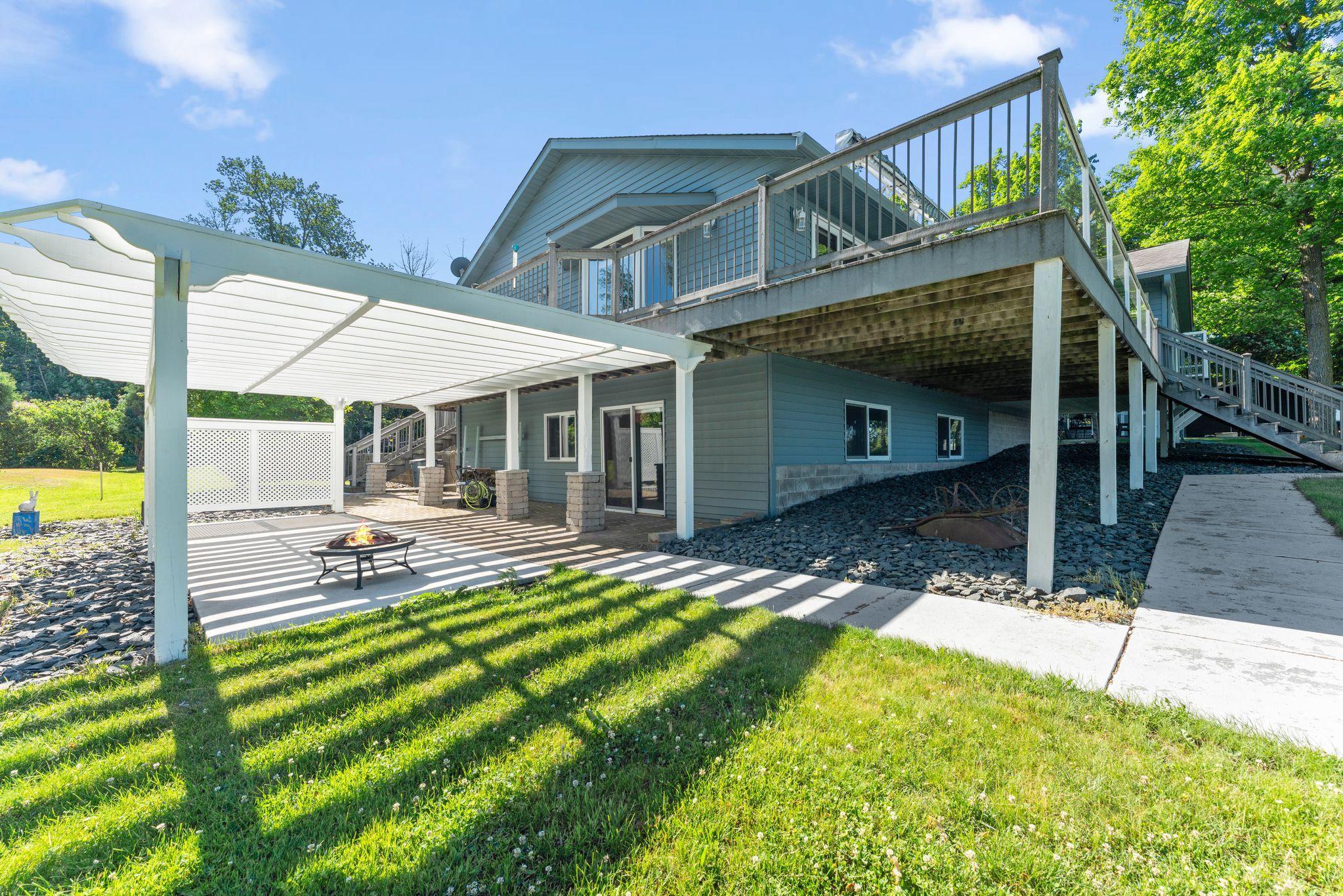 main property photo 40