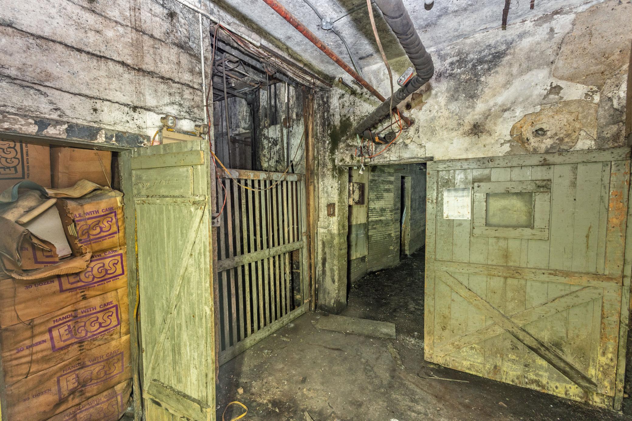 main property photo 41